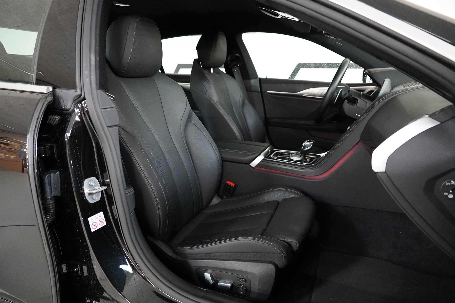 BMW 840d xDrive 48V Steptronic-image-15
