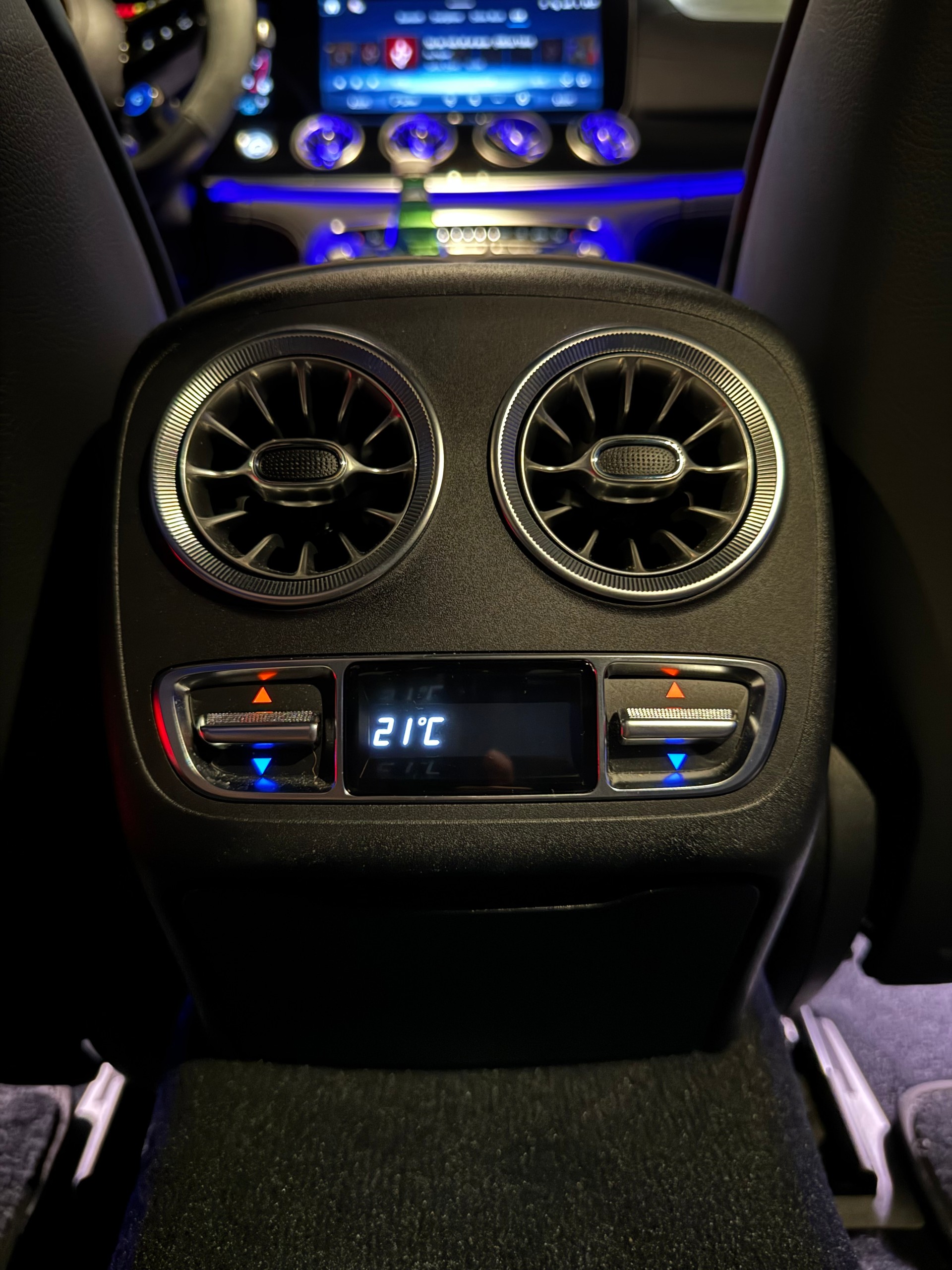 MERCEDES-BENZ AMG GT 4 43 4Matic+ Speedshift FACELIFT-image-13