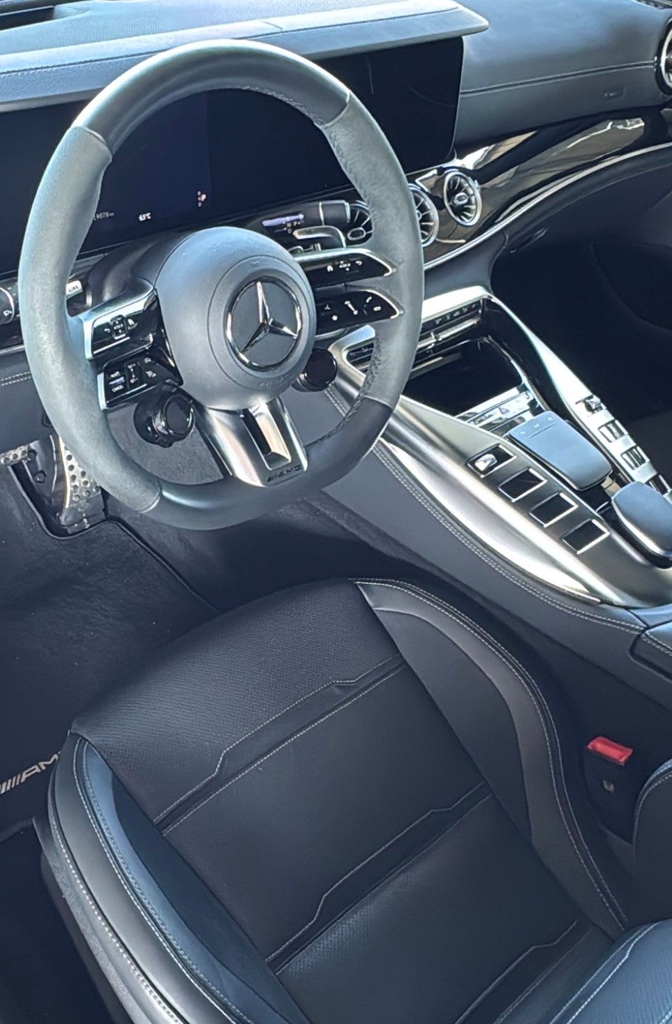 MERCEDES-BENZ AMG GT 4 43 4Matic+ Speedshift FACELIFT-image-4