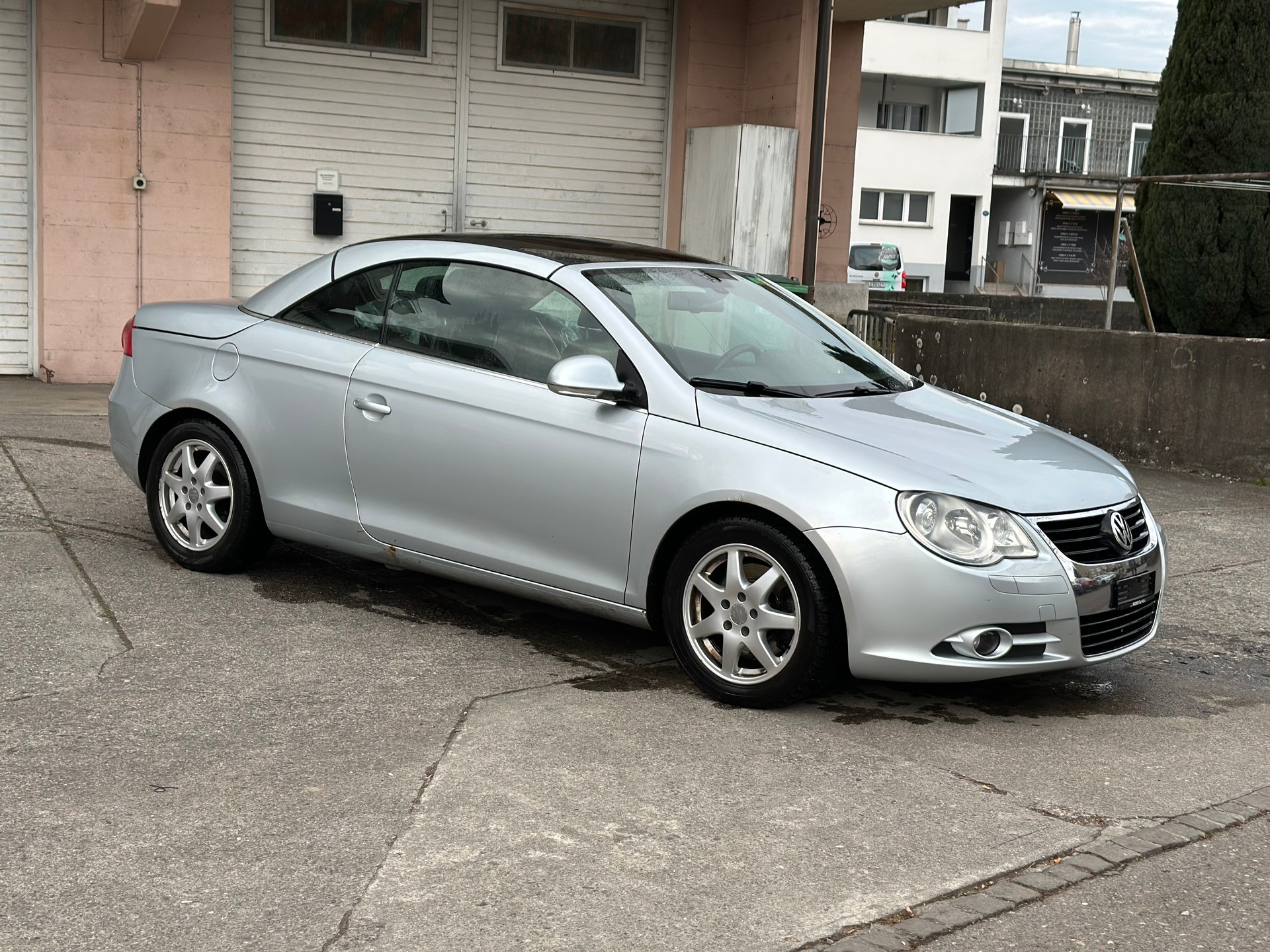 VW Eos 2.0 FSI Turbo-image-1