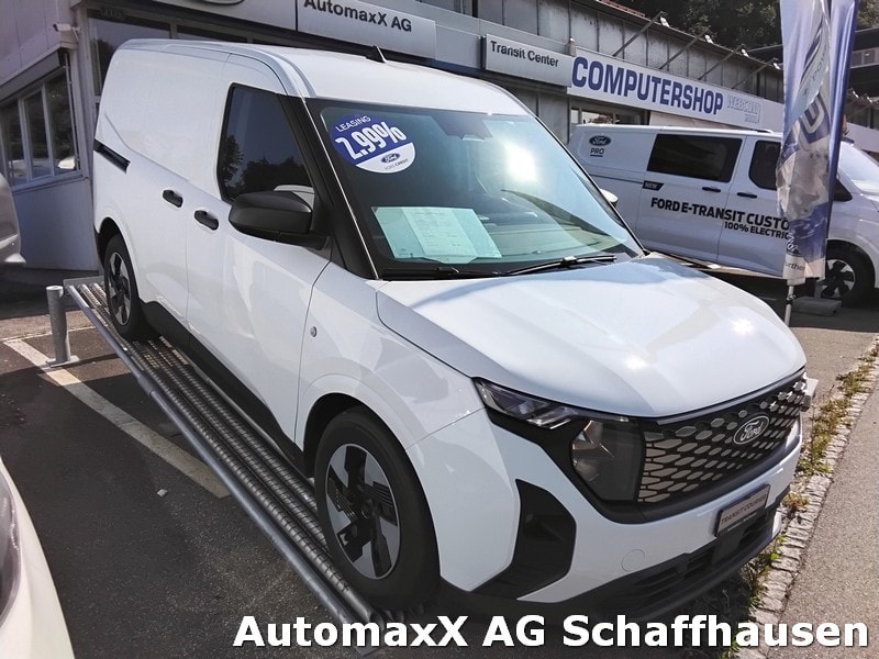 FORD E-Transit Courier Van Trend-image-2