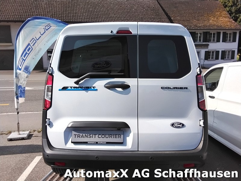 FORD E-Transit Courier Van Trend-image-5