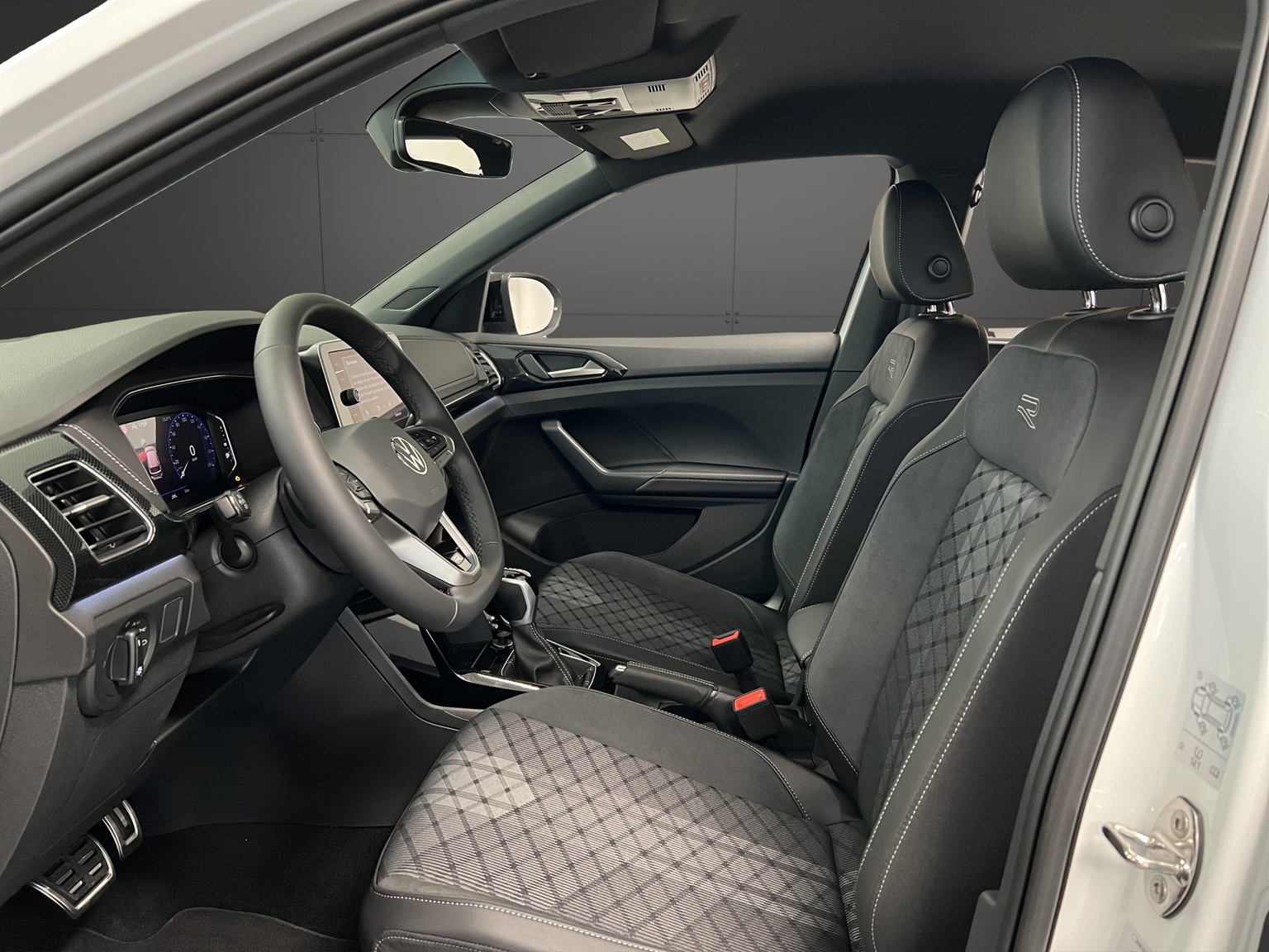 VW T-Cross 1.0 TSI EVO R-Line DSG-image-4