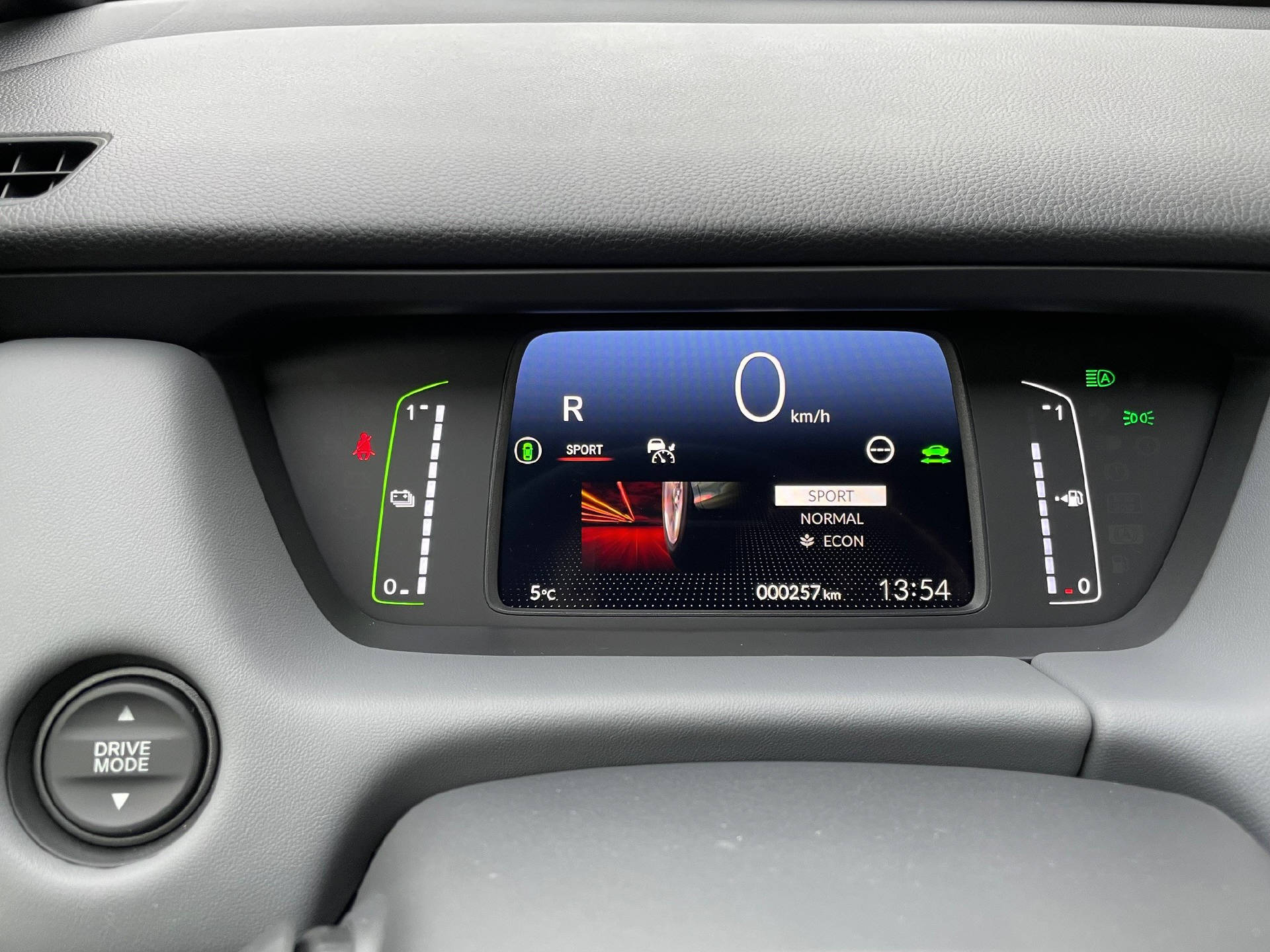 HONDA Jazz 1.5 i-MMD Advance Sport-image-9