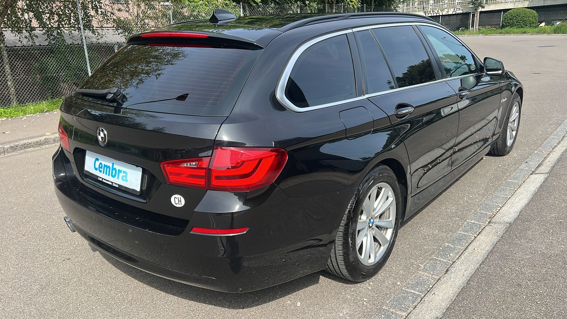BMW 520d Touring Steptronic-image-6