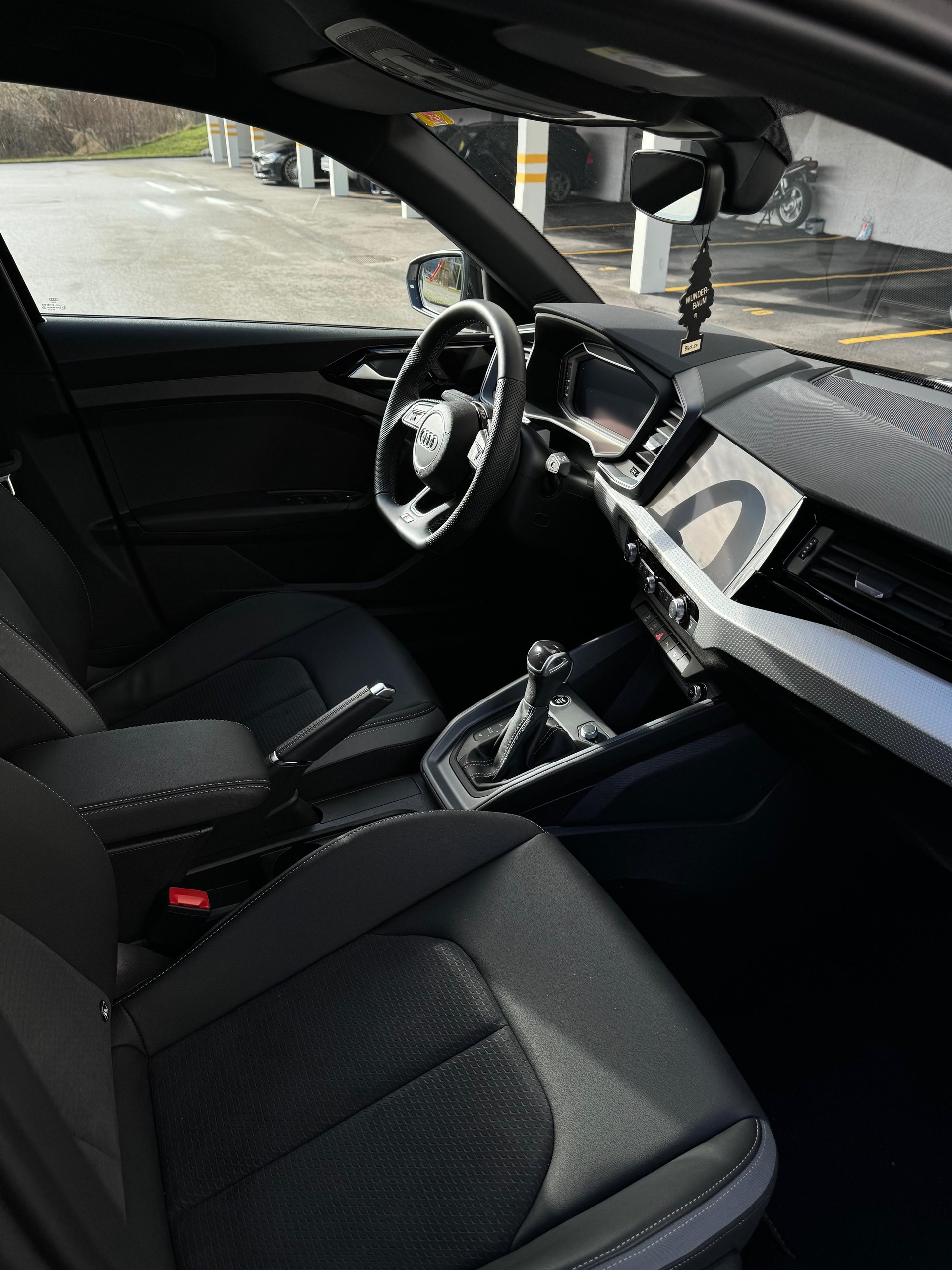 AUDI A1 Sportback 30 TFSI advanced Attraction S-tronic-image-3