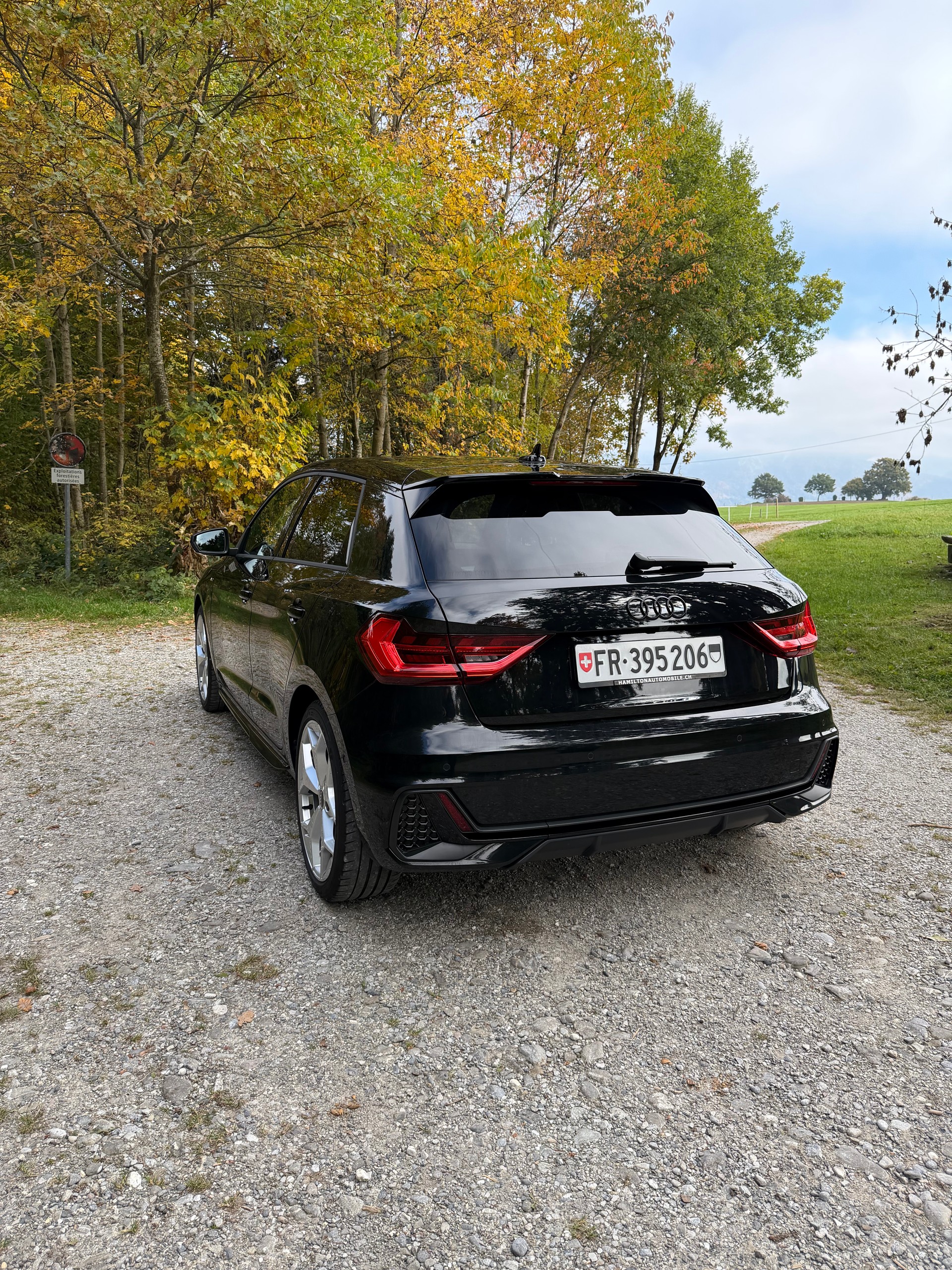 AUDI A1 Sportback 30 TFSI advanced Attraction S-tronic-image-5