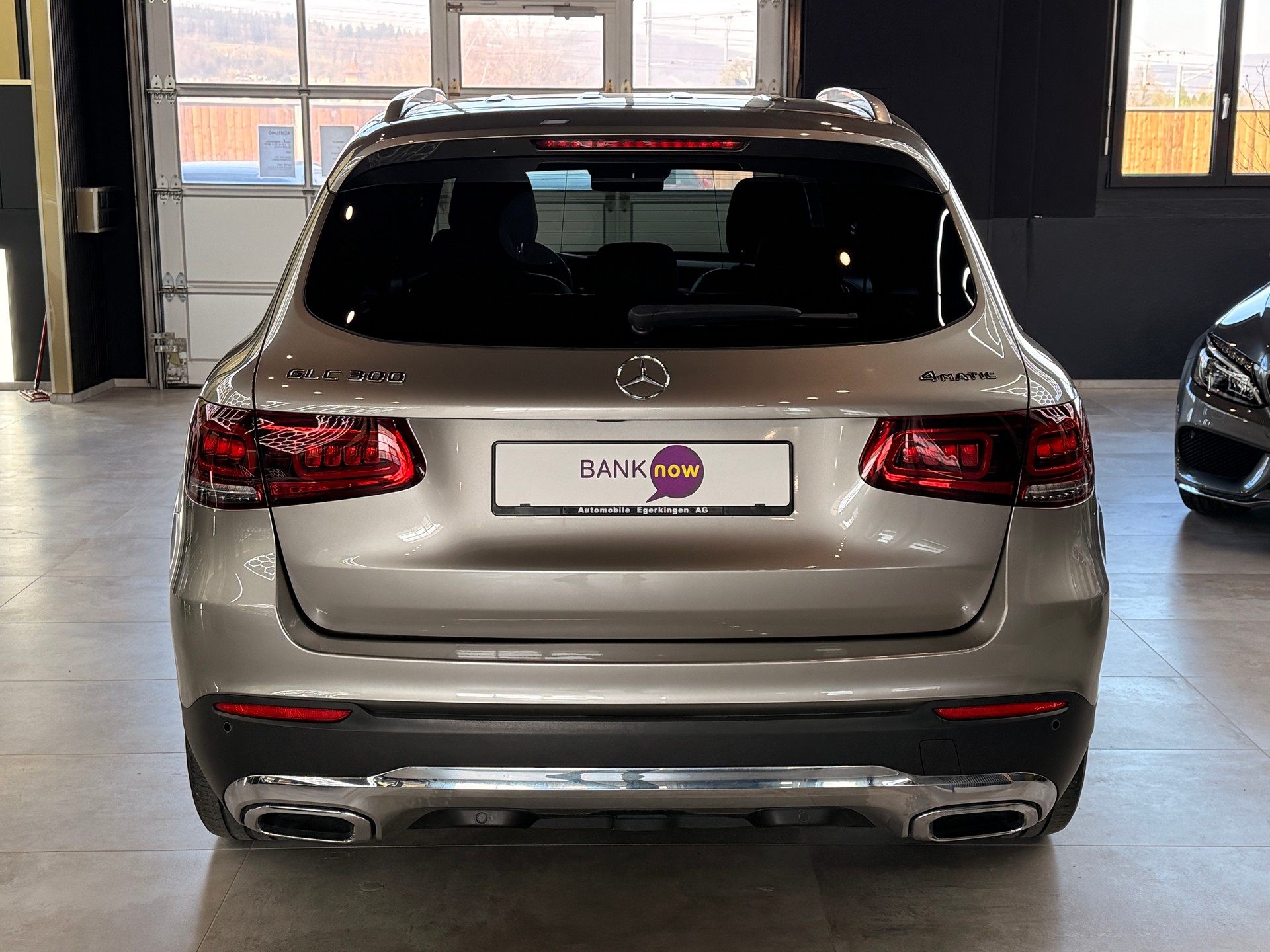MERCEDES-BENZ GLC 300 Off-Road 4Matic 9G-Tronic-image-5