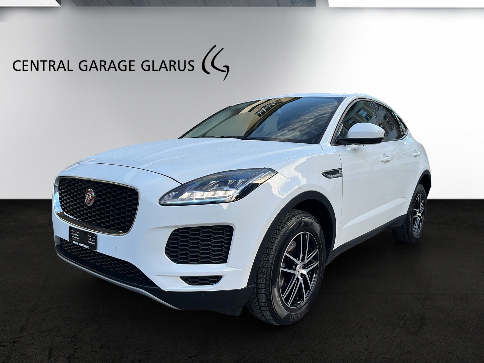 JAGUAR E-Pace 2.0d D150 S AWD Automatik-image-0