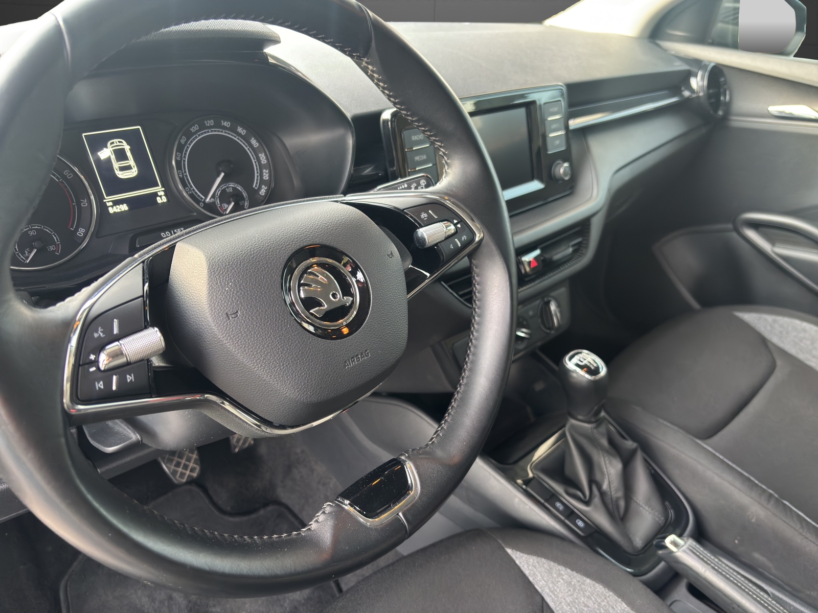 SKODA Fabia 1.0 MPI Active-image-3