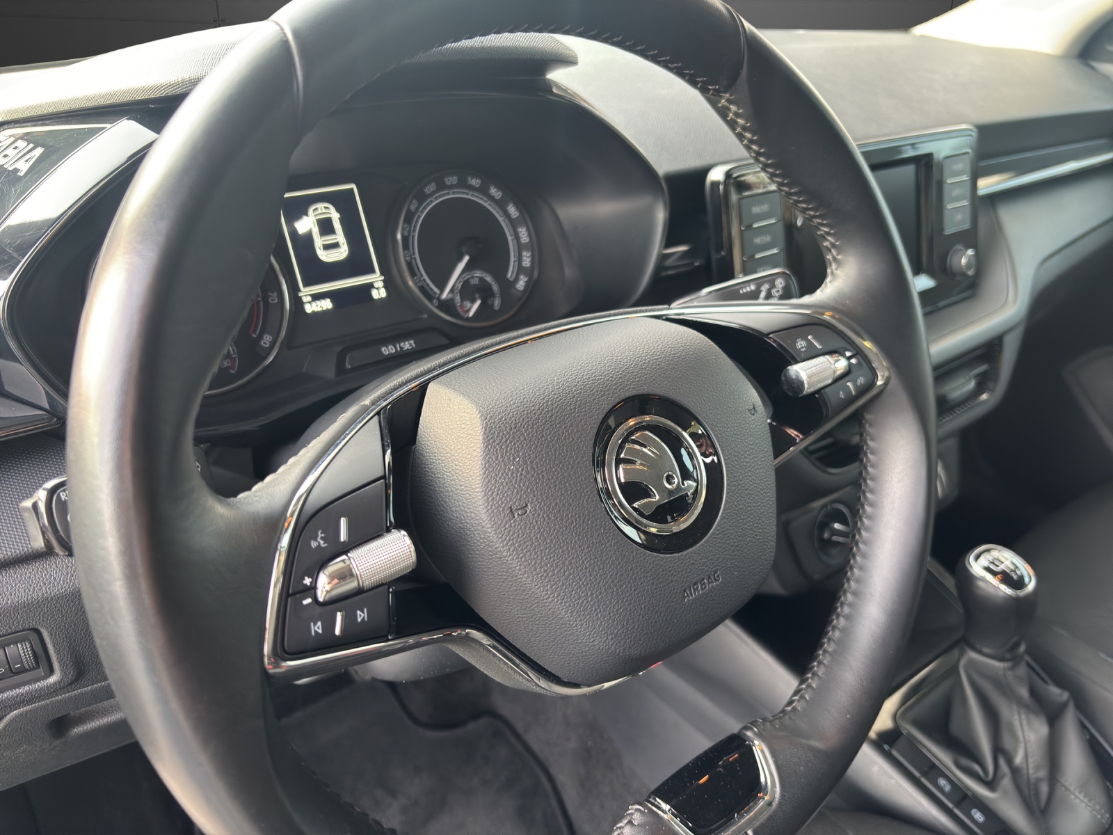 SKODA Fabia 1.0 MPI Active-image-4