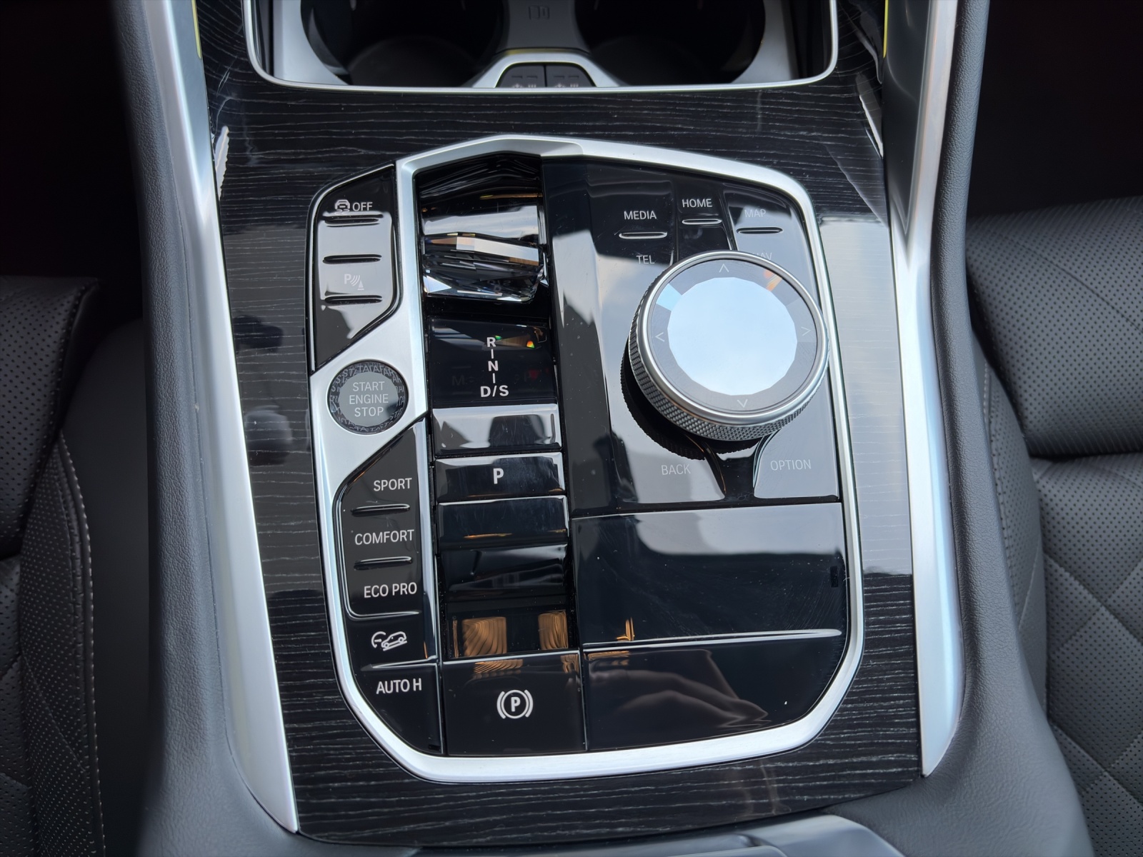 BMW X6 40d xDrive-image-13