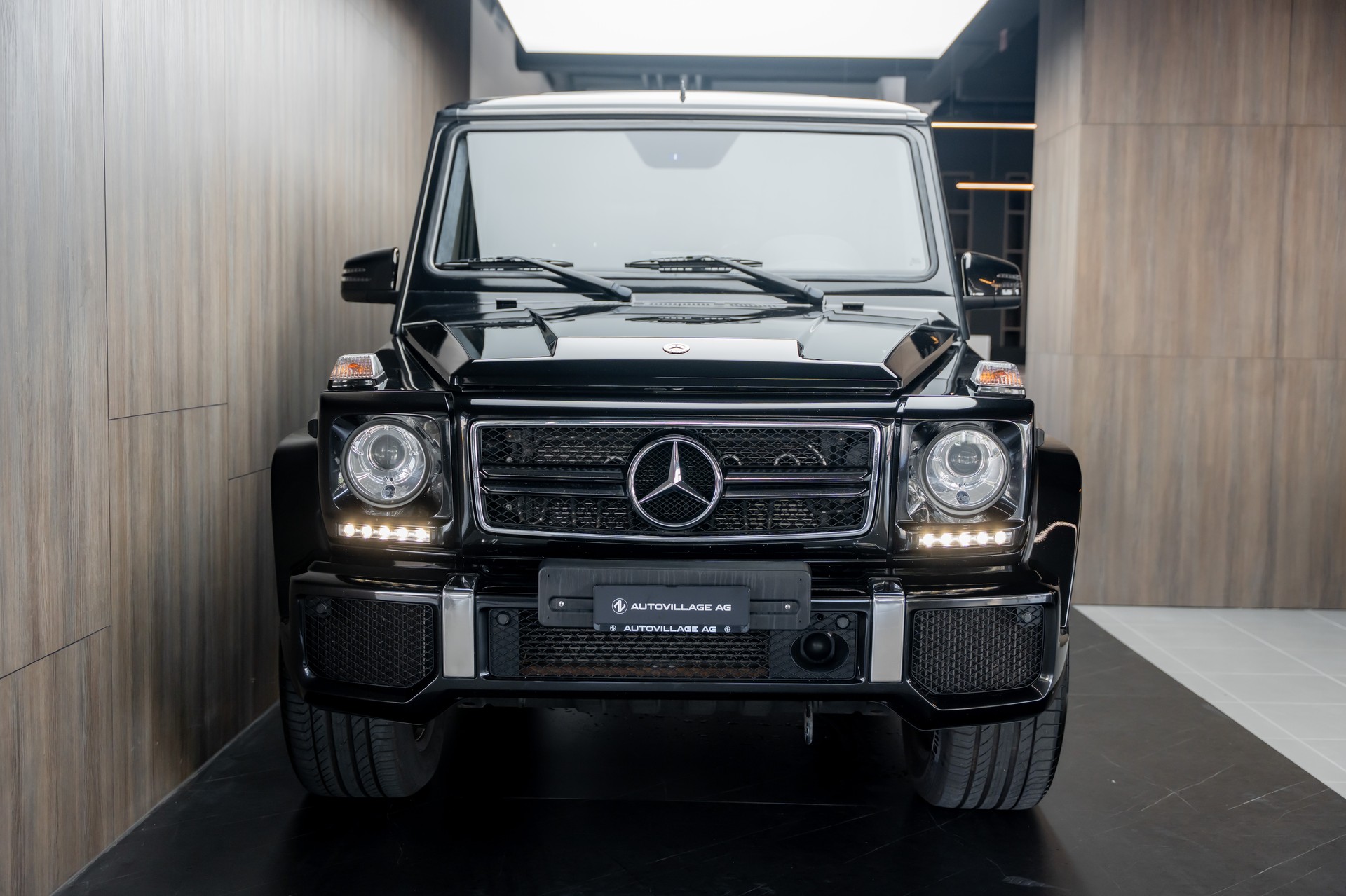 MERCEDES-BENZ G 63 AMG Automatic-image-23