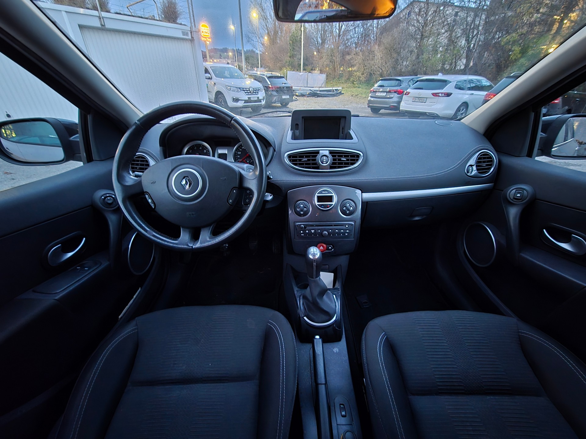 RENAULT Clio Grandtour 1.2 16V Turbo Exception-image-9
