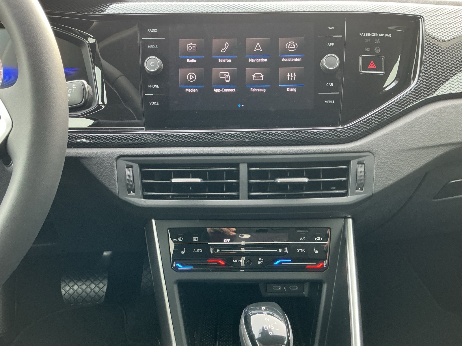 VW Polo 1.0 TSI Life DSG-image-9