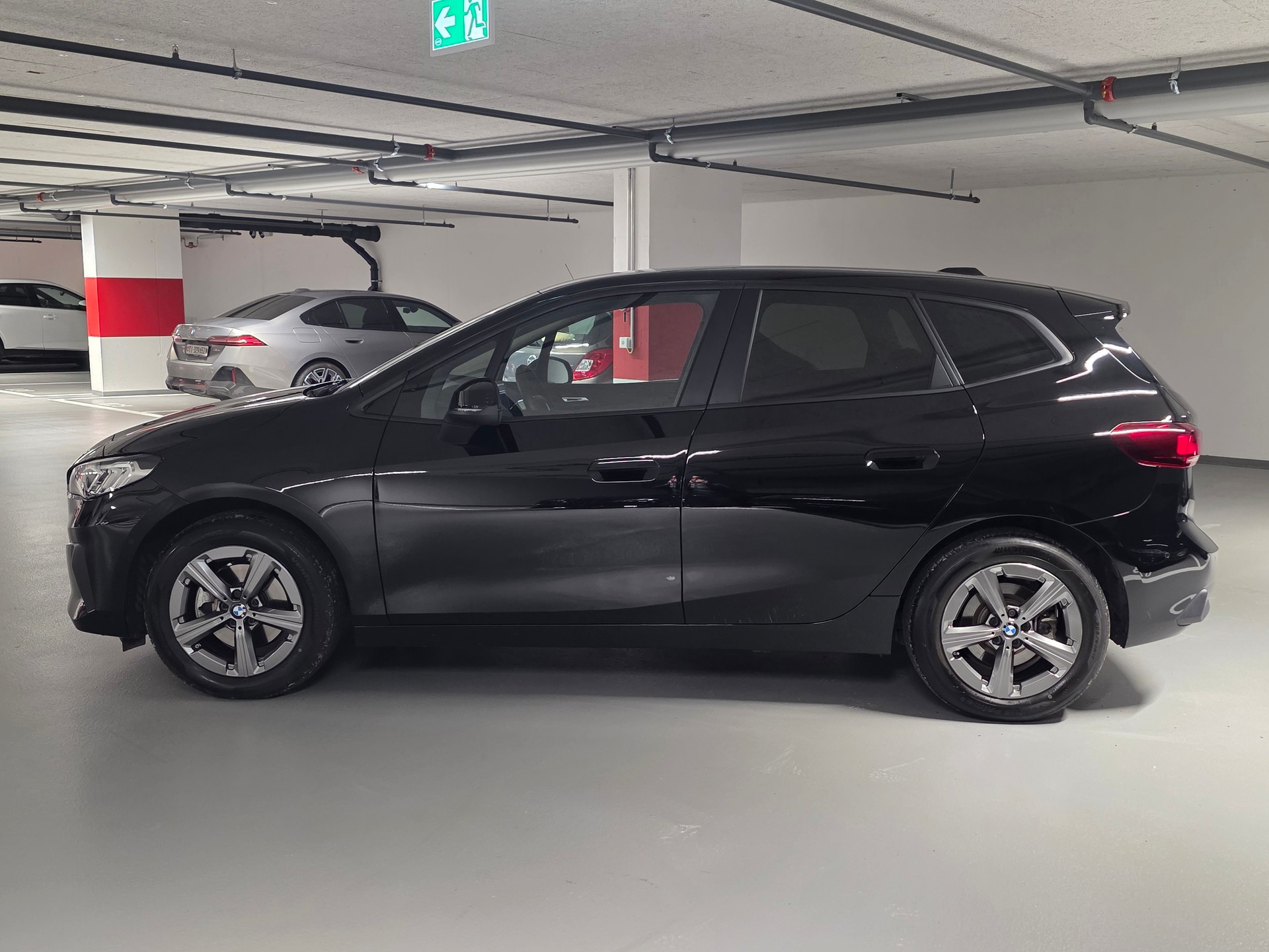 BMW 220i Active Tourer DKG-image-7