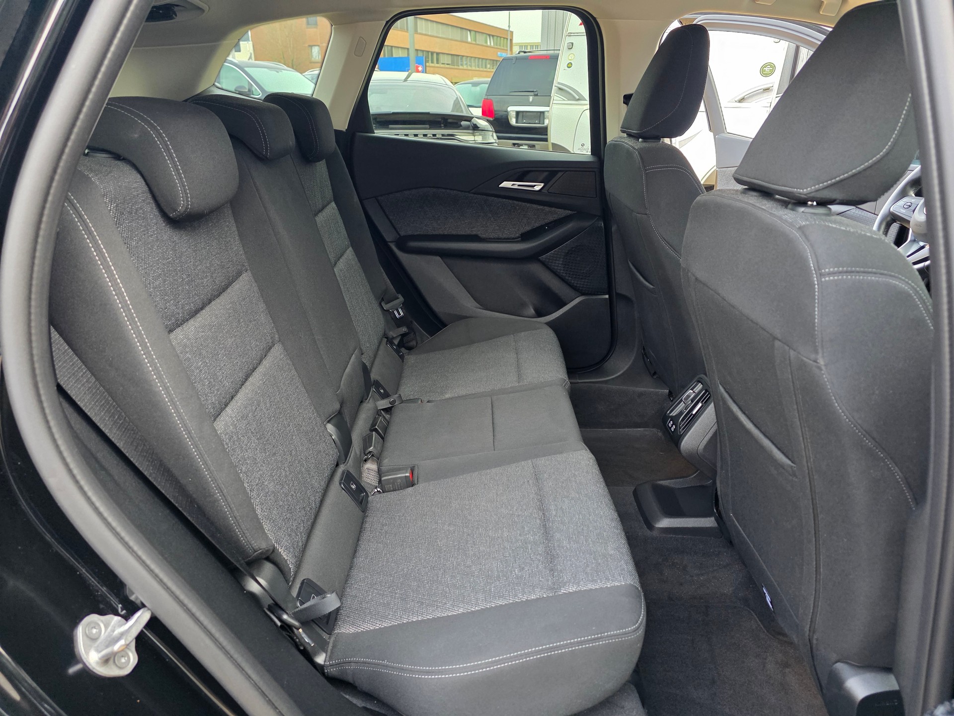 BMW 220i Active Tourer DKG-image-15