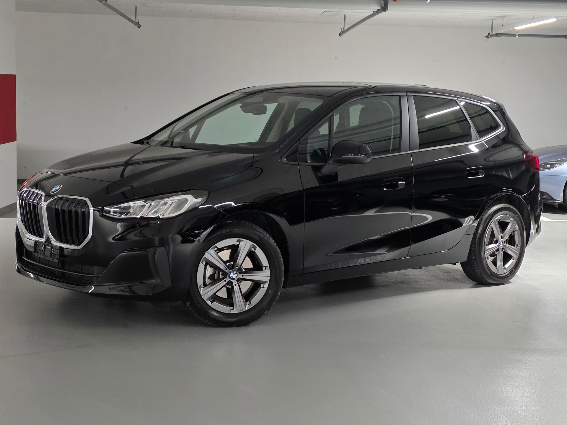 BMW 220i Active Tourer DKG-image-8
