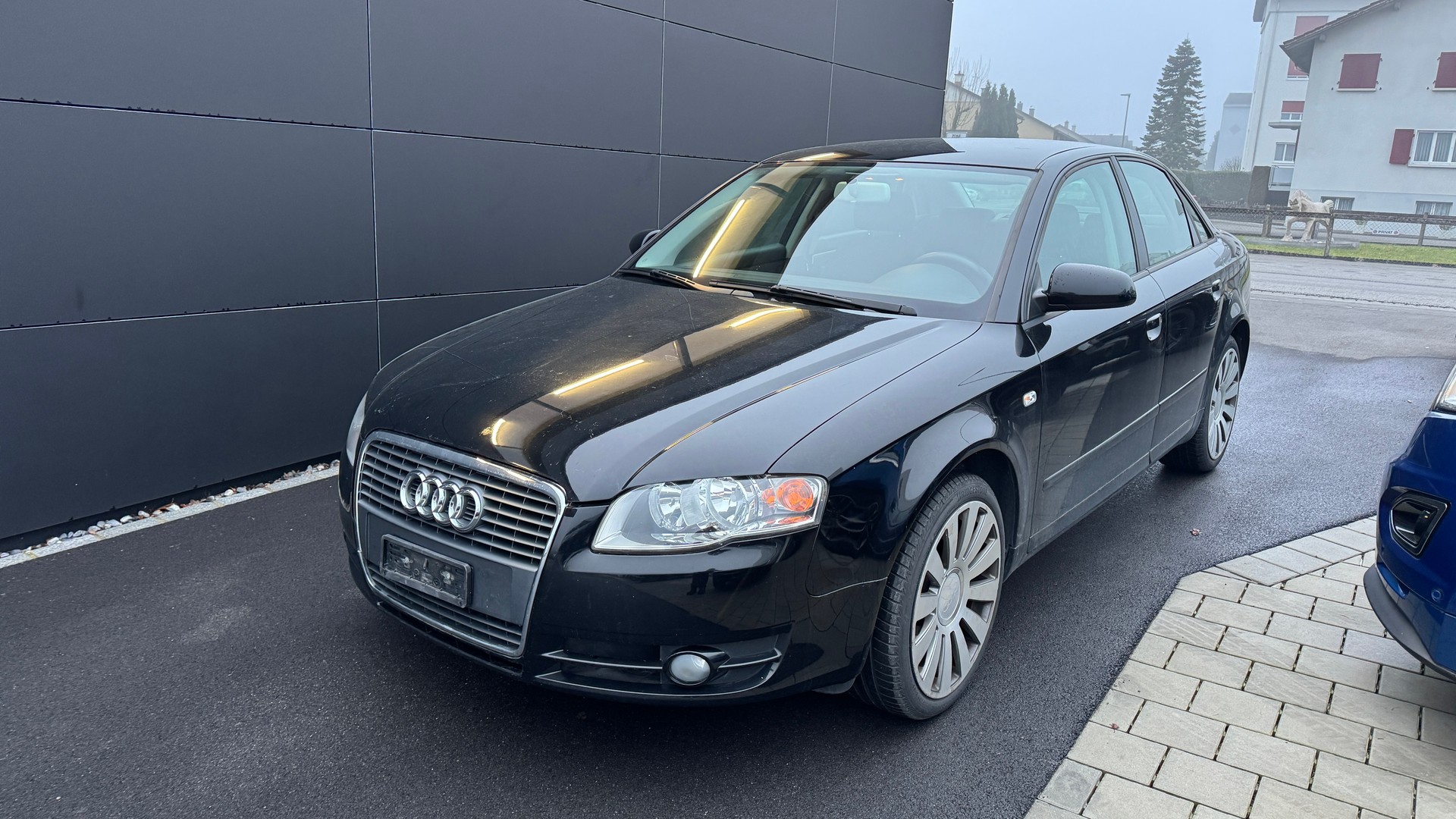 AUDI A4 Limousine 1.8 T-image-0