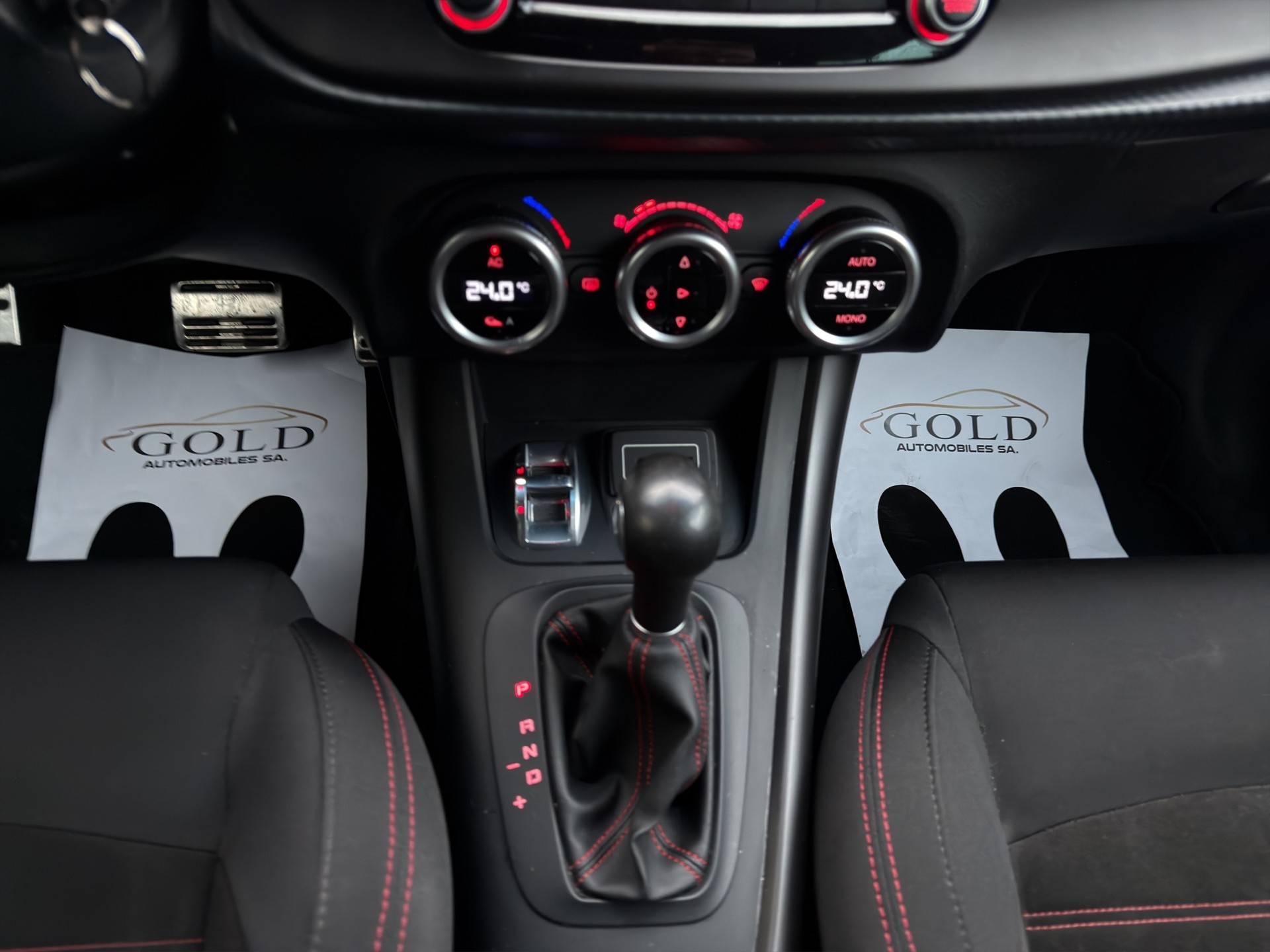 ALFA ROMEO Giulietta 2.0 JTDM Veloce TCT-image-7