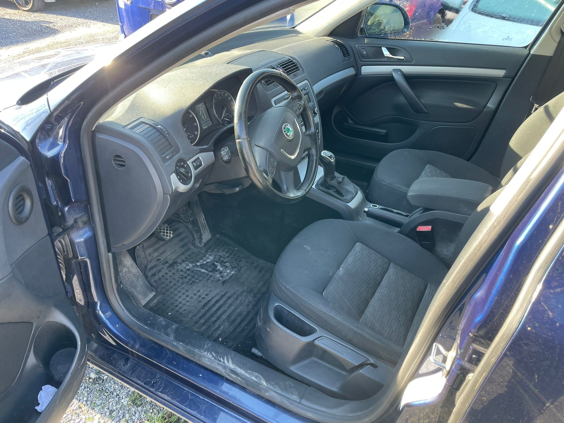 SKODA Octavia Combi 1.8 TSI 4x4-image-7