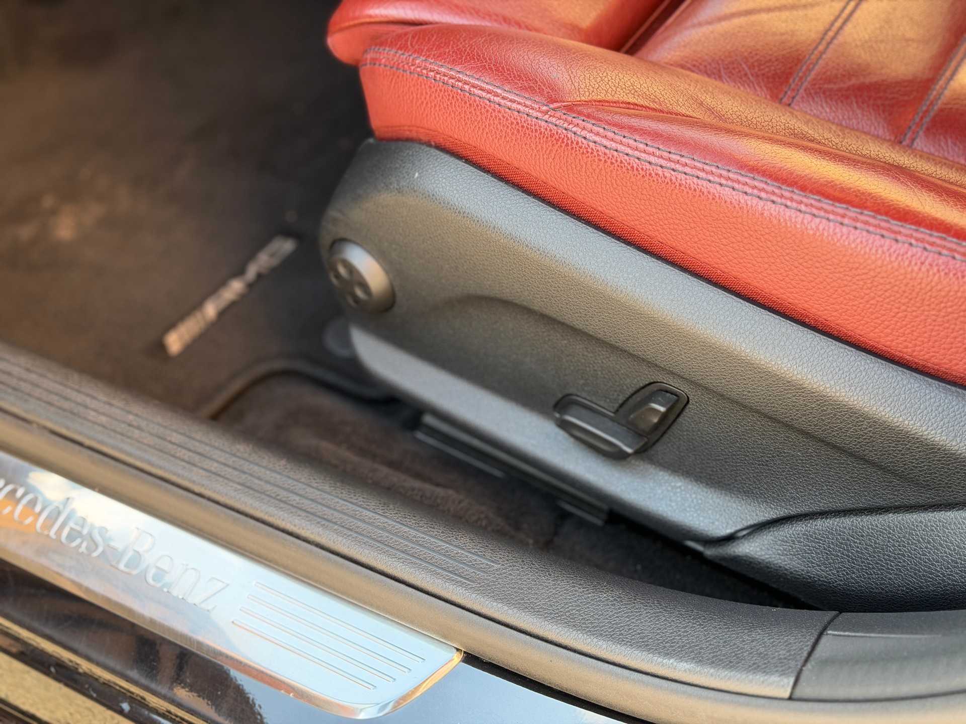 MERCEDES-BENZ C 220 BlueTEC AMG Line 7G-Tronic-image-15