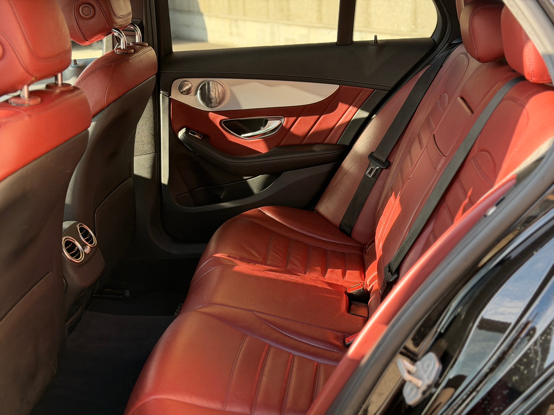 MERCEDES-BENZ C 220 BlueTEC AMG Line 7G-Tronic-image-19