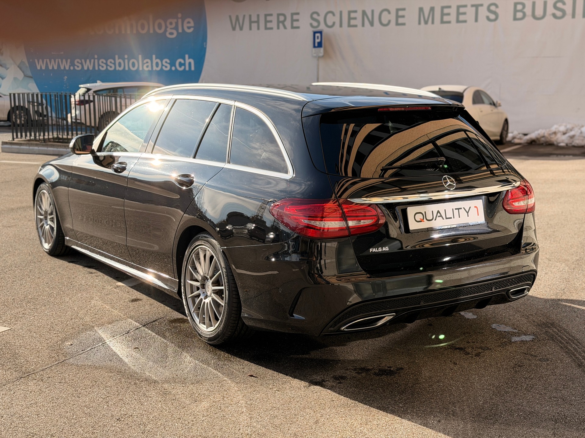 MERCEDES-BENZ C 220 BlueTEC AMG Line 7G-Tronic-image-2