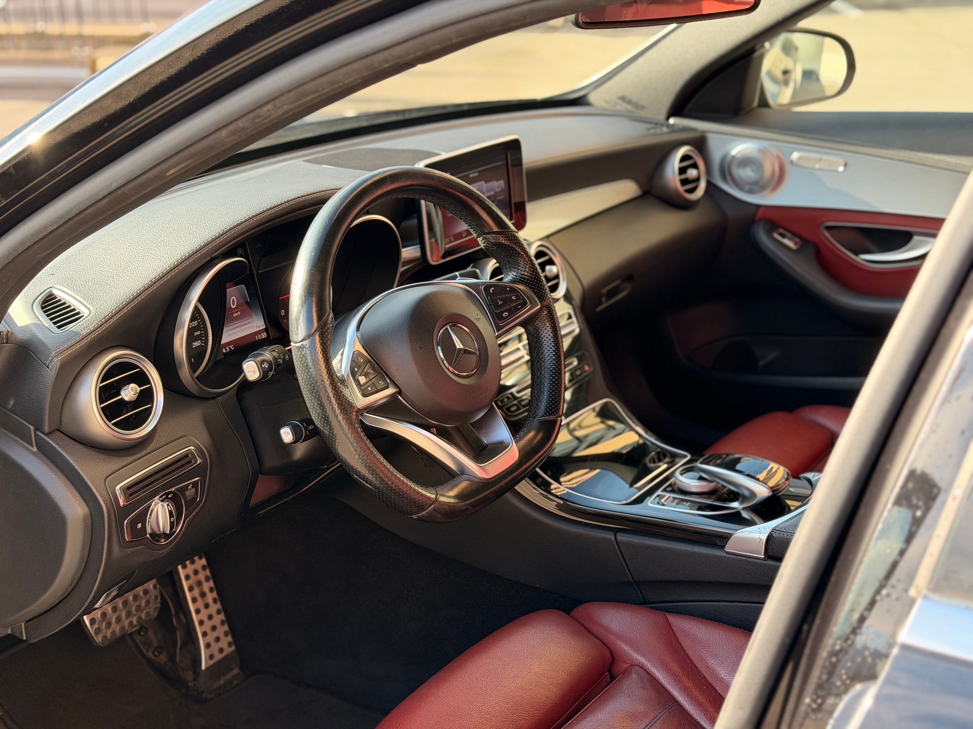 MERCEDES-BENZ C 220 BlueTEC AMG Line 7G-Tronic-image-14
