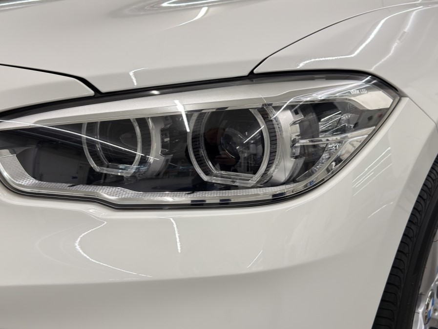 BMW 120i-image-21