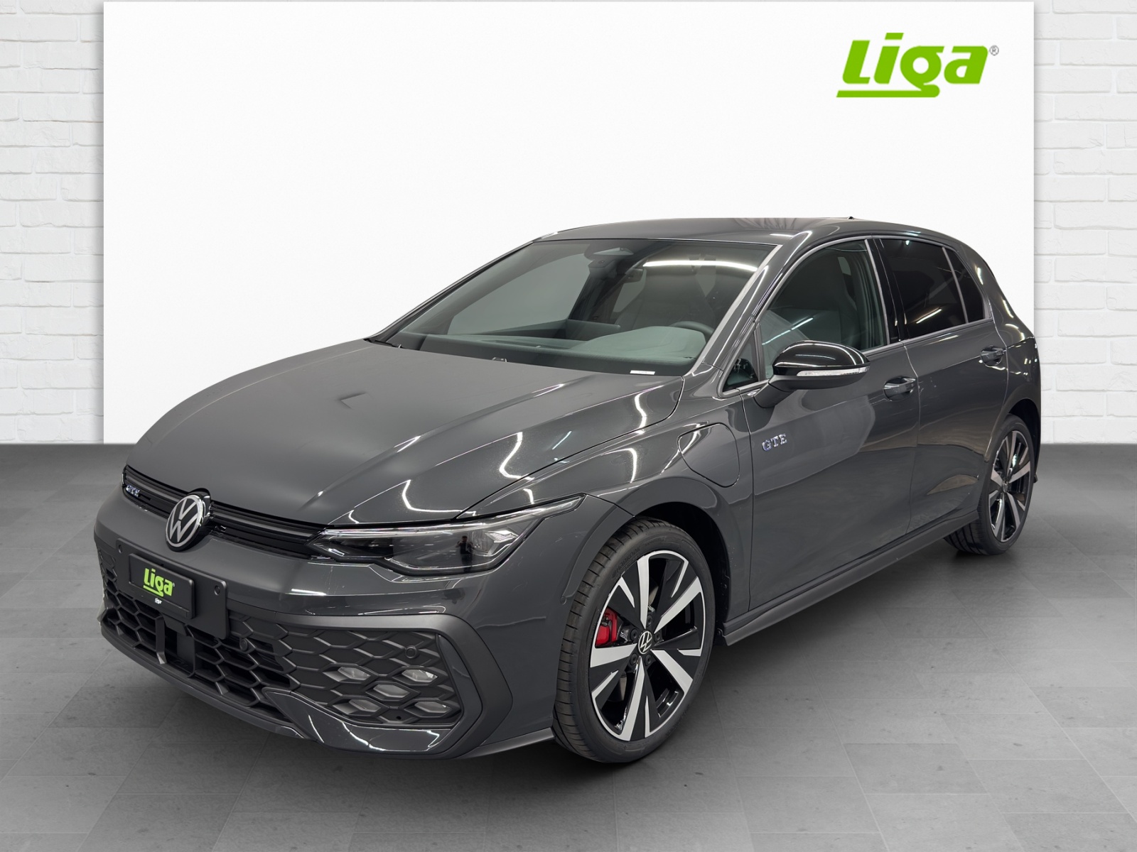 VW Golf VIII 1.5 TSI PHEV GTE DSG-image-1