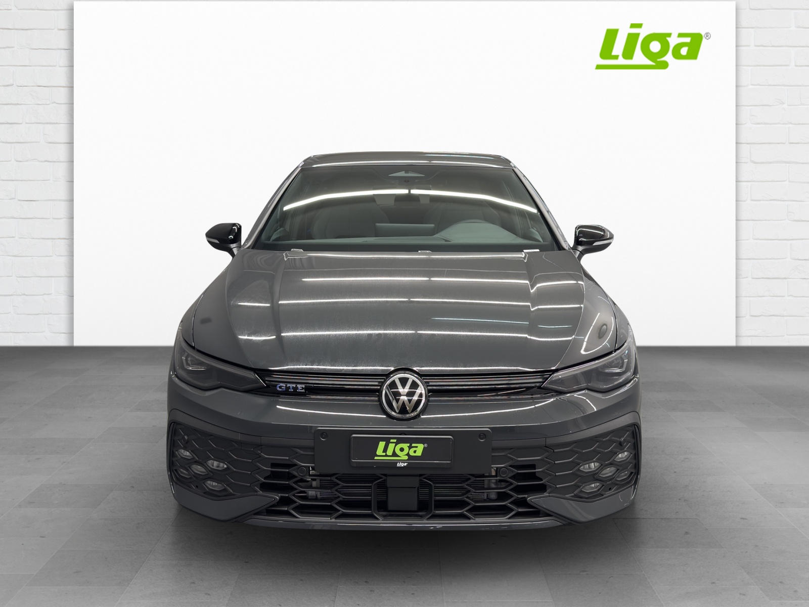 VW Golf VIII 1.5 TSI PHEV GTE DSG-image-2