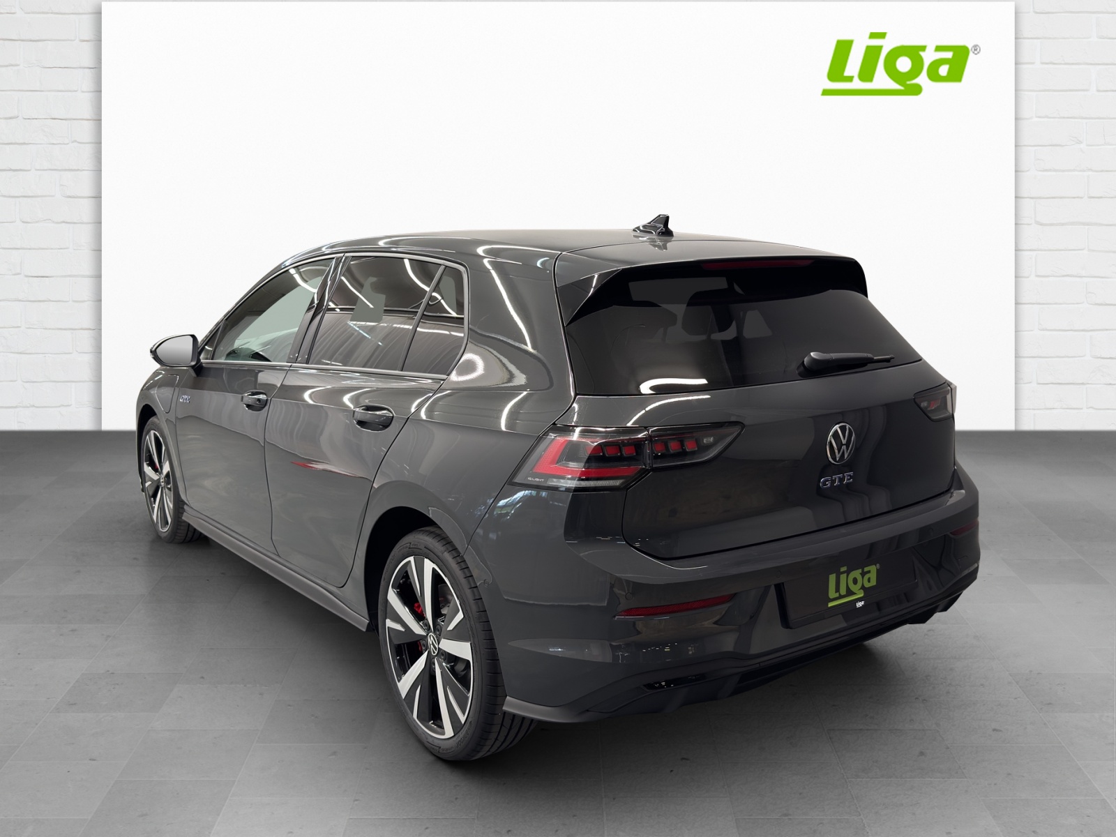 VW Golf VIII 1.5 TSI PHEV GTE DSG-image-3