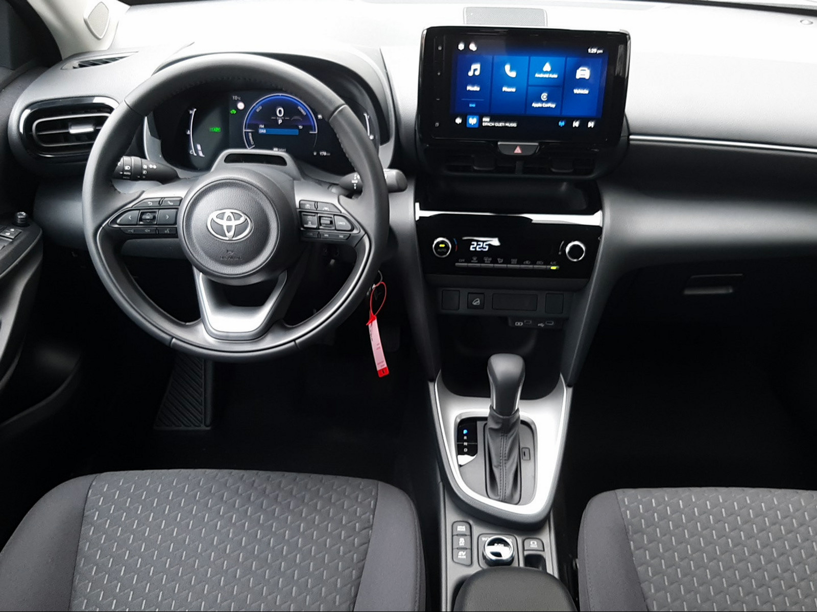 TOYOTA Yaris Cross 1.5 VVT-i HSD Comfort AWD-i-image-11