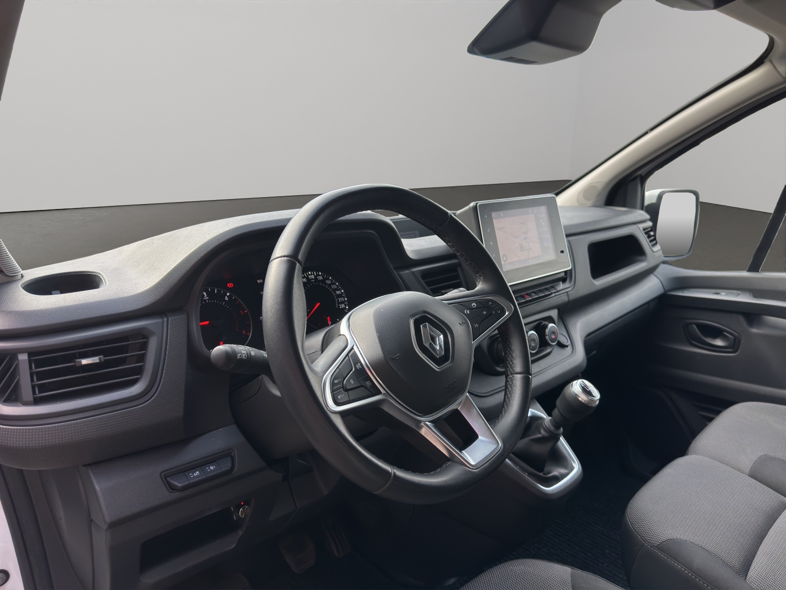 RENAULT Trafic 2.0 Blue dCi110 Pro+ L2H1 EN *Navigation / Anhängerkupplung-image-10