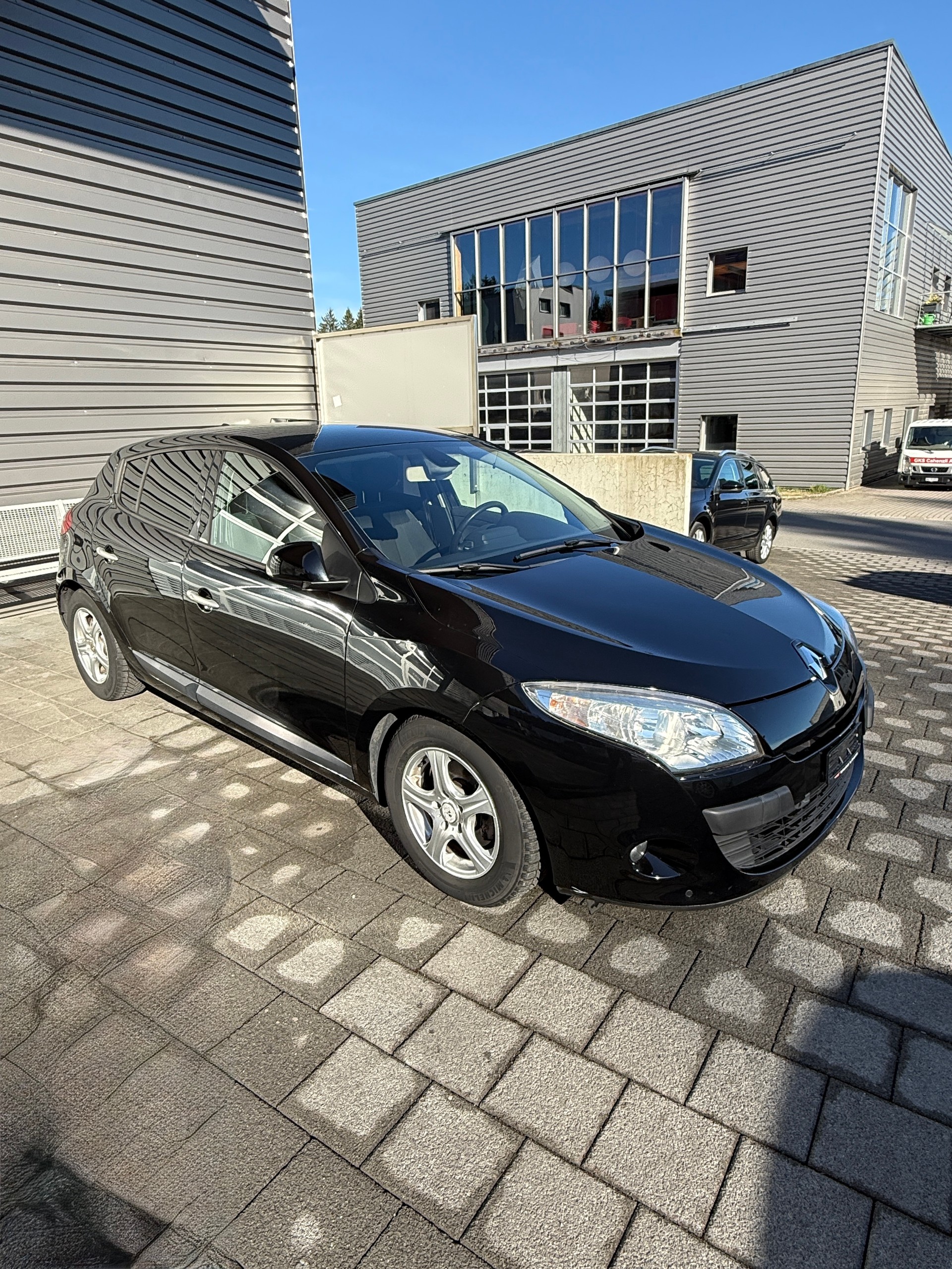 RENAULT Mégane 1.4 16V Turbo Expression-image-1