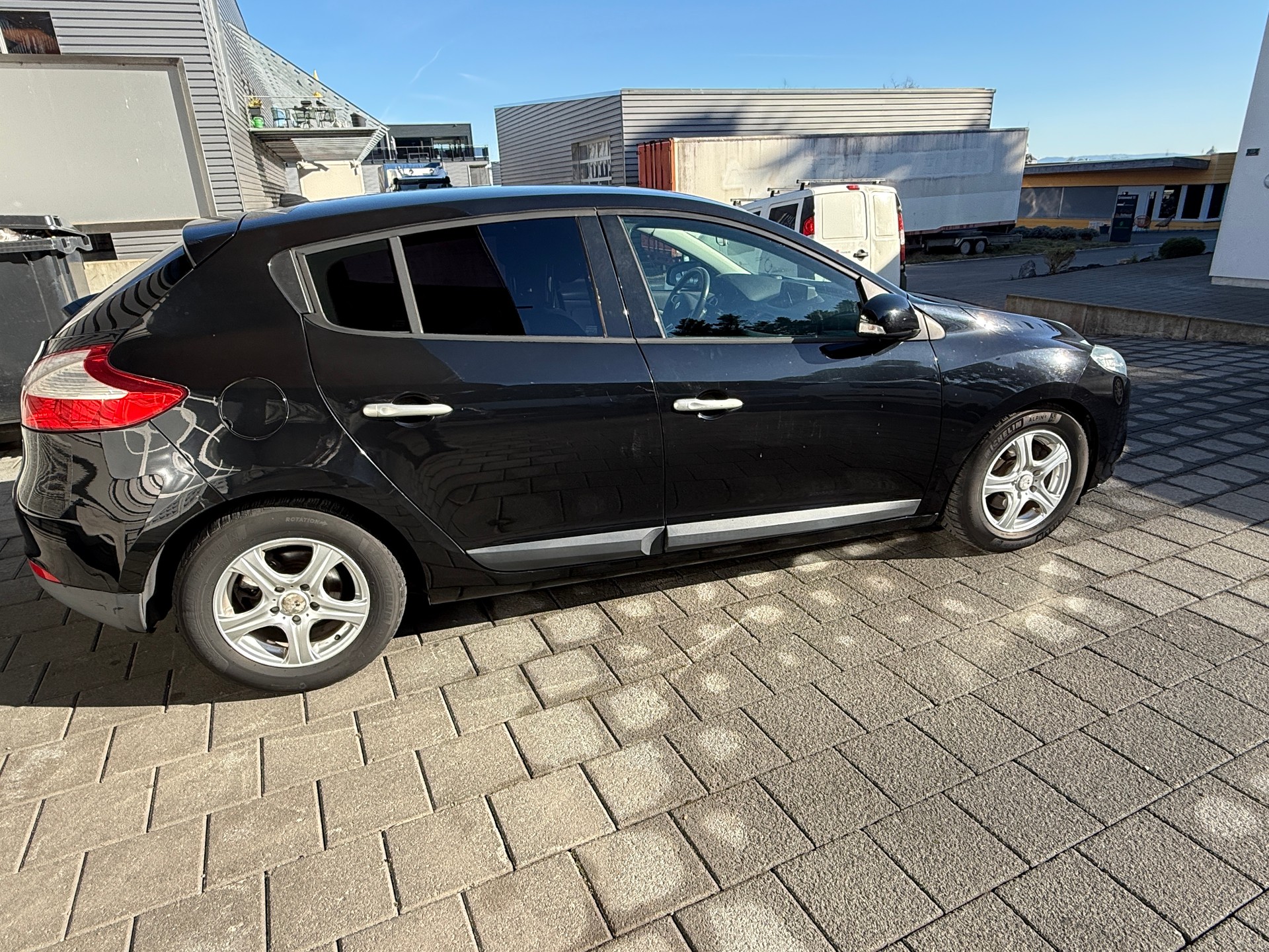 RENAULT Mégane 1.4 16V Turbo Expression-image-4