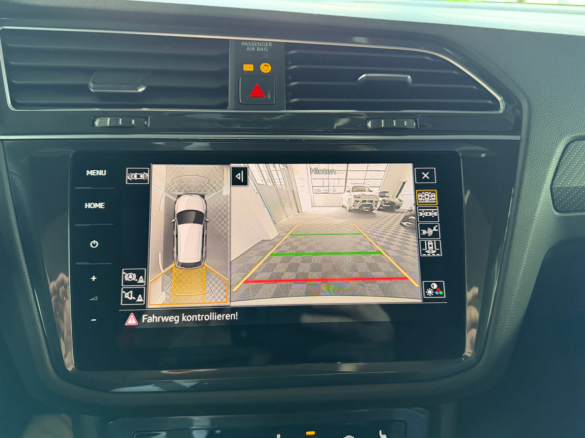 VW Tiguan 2.0TSI R 320 PS 4X4 4Motion DSG-image-16