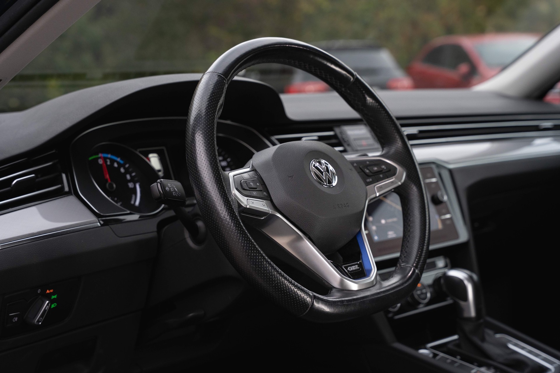 VW Passat Variant 1.4 TSI GTE Hybrid DSG-image-8