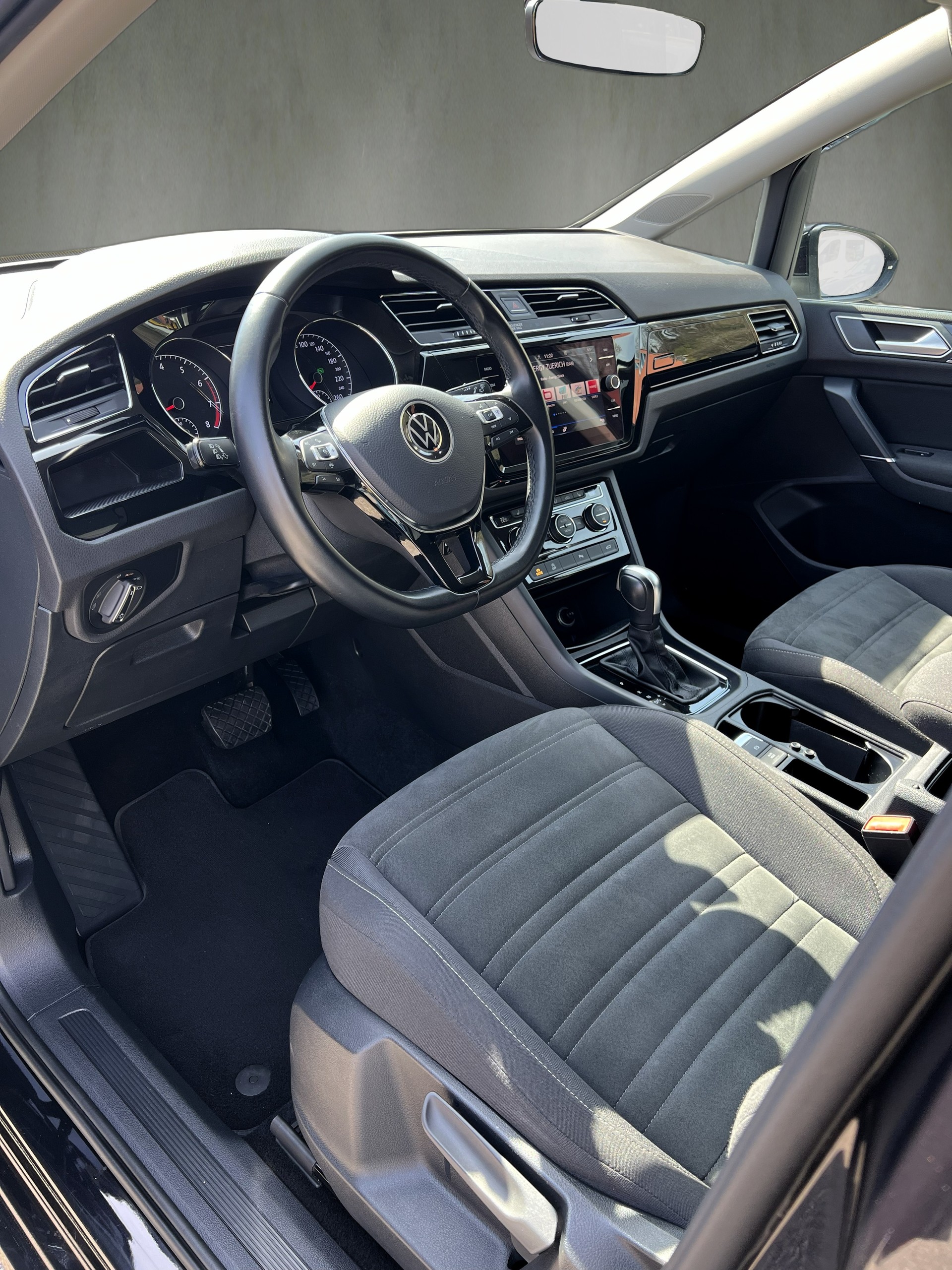 VW Touran 1.5 TSI EVO Highline DSG-image-16