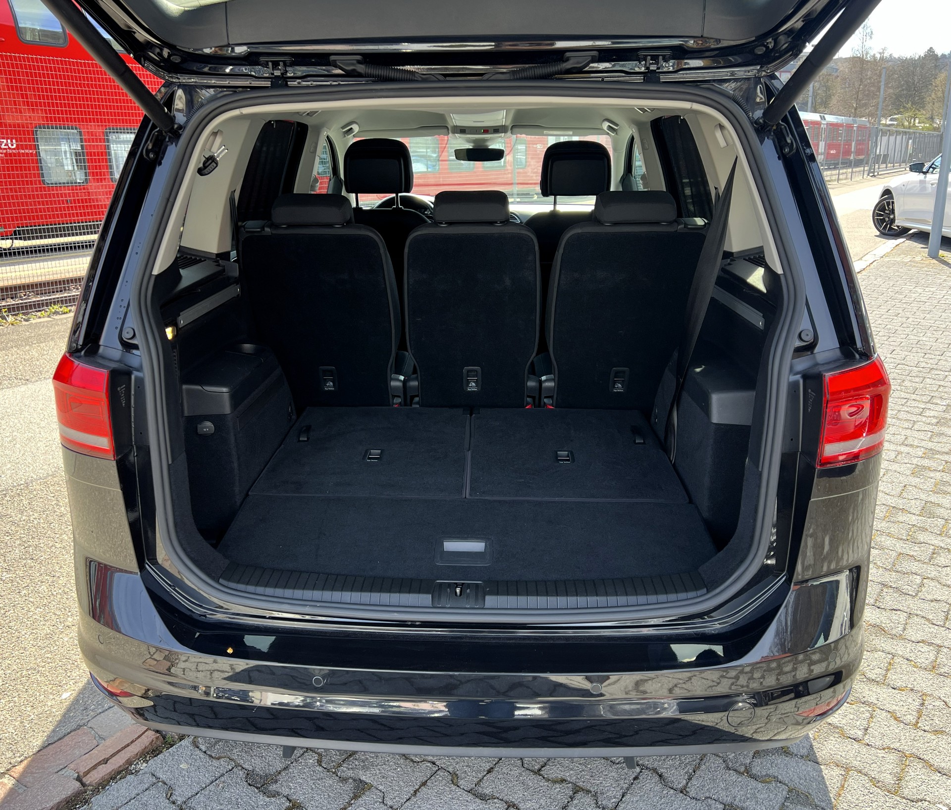 VW Touran 1.5 TSI EVO Highline DSG-image-11