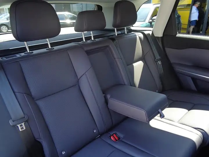 LEAPMOTOR C10 Design Pro Max AWD-image-13