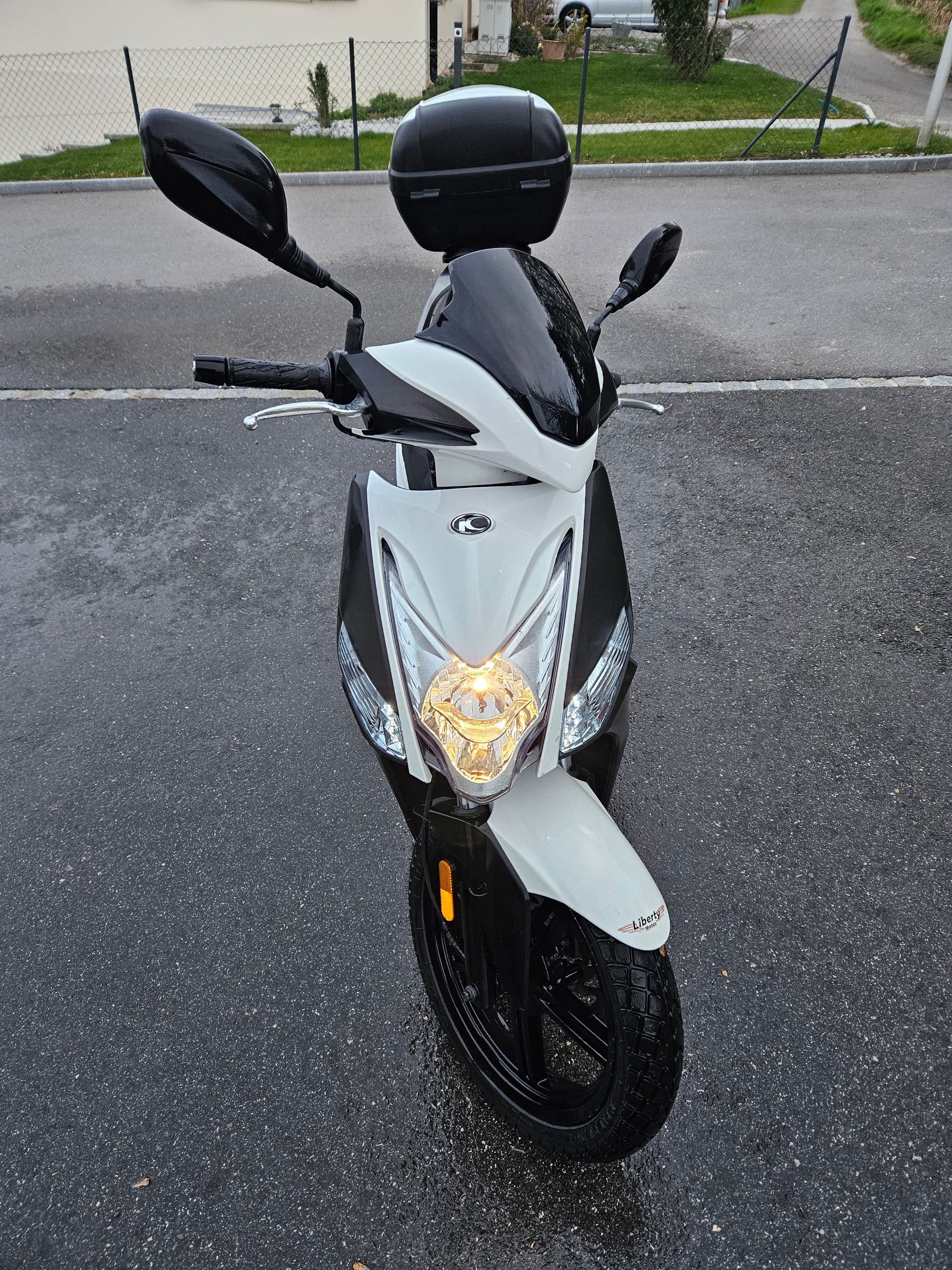 KYMCO Agility 125 4-T 16''-image-2