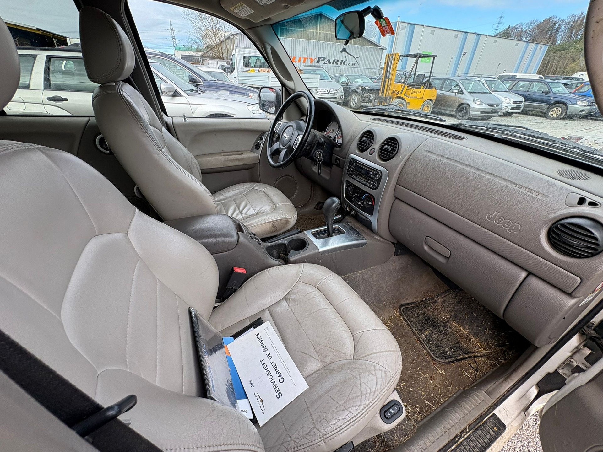 JEEP Cherokee 3.7 V6 Limited-image-8