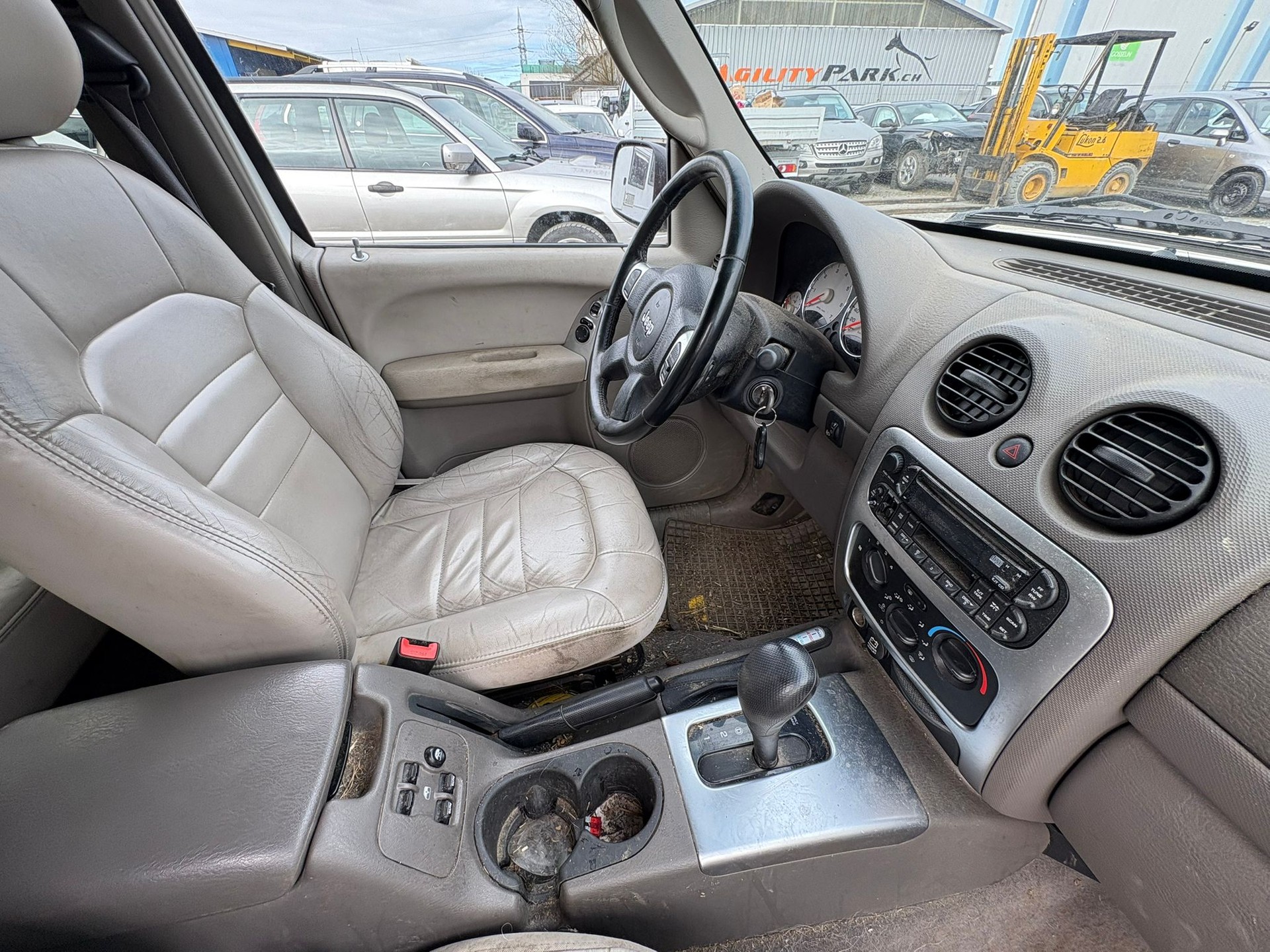 JEEP Cherokee 3.7 V6 Limited-image-2