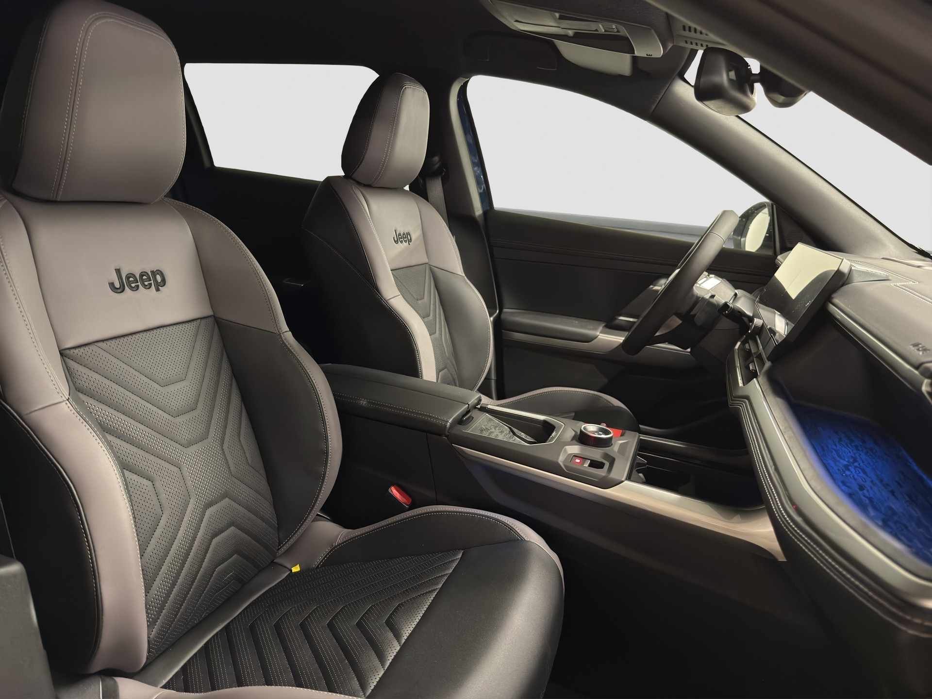 JEEP Compass First Edition-image-9