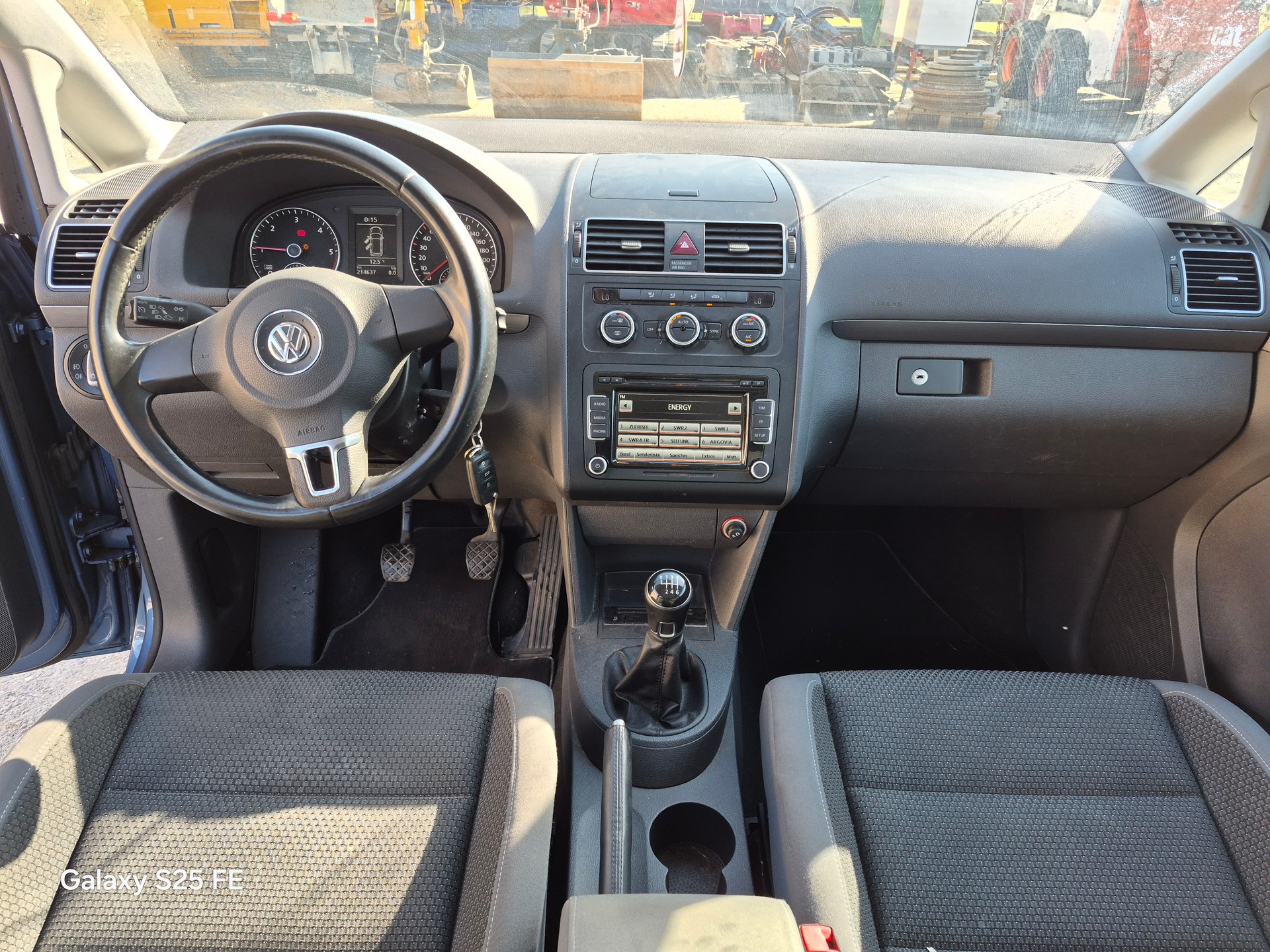 VW TOURAN-image-7