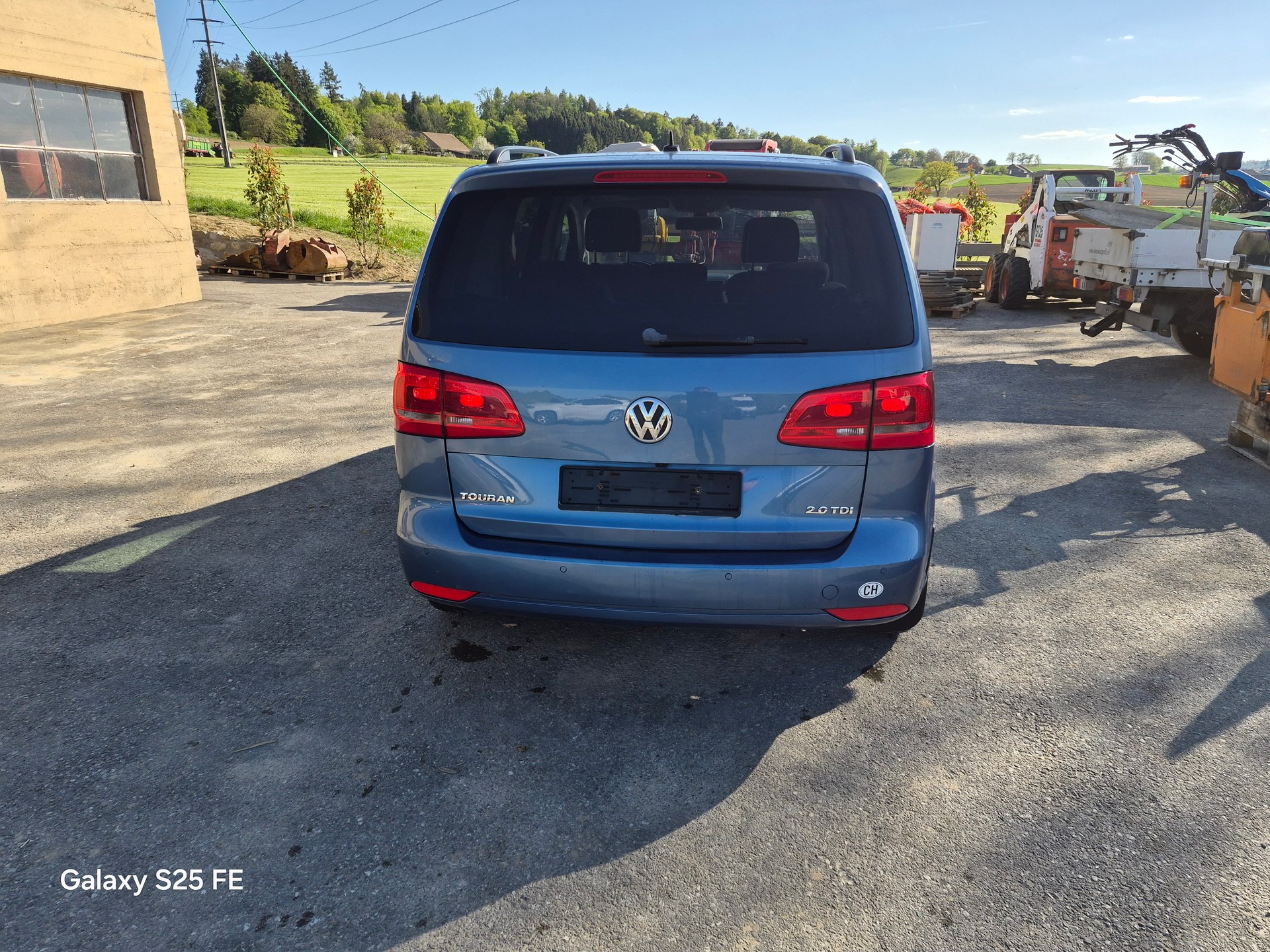VW TOURAN-image-4