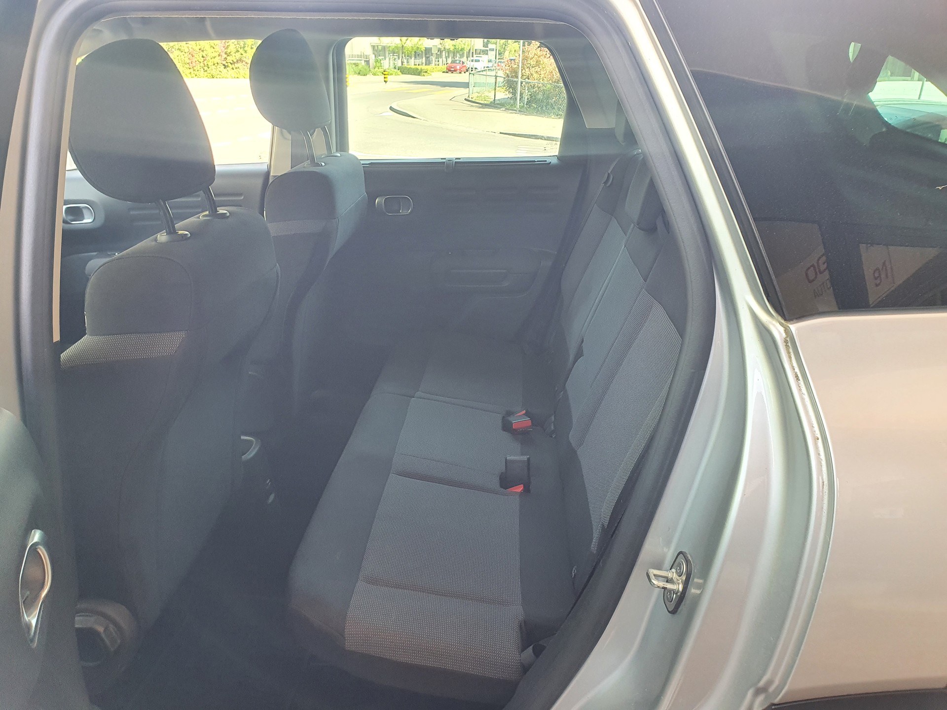 CITROEN C3 Aircross 1.2i PureTech Shine EAT-image-7