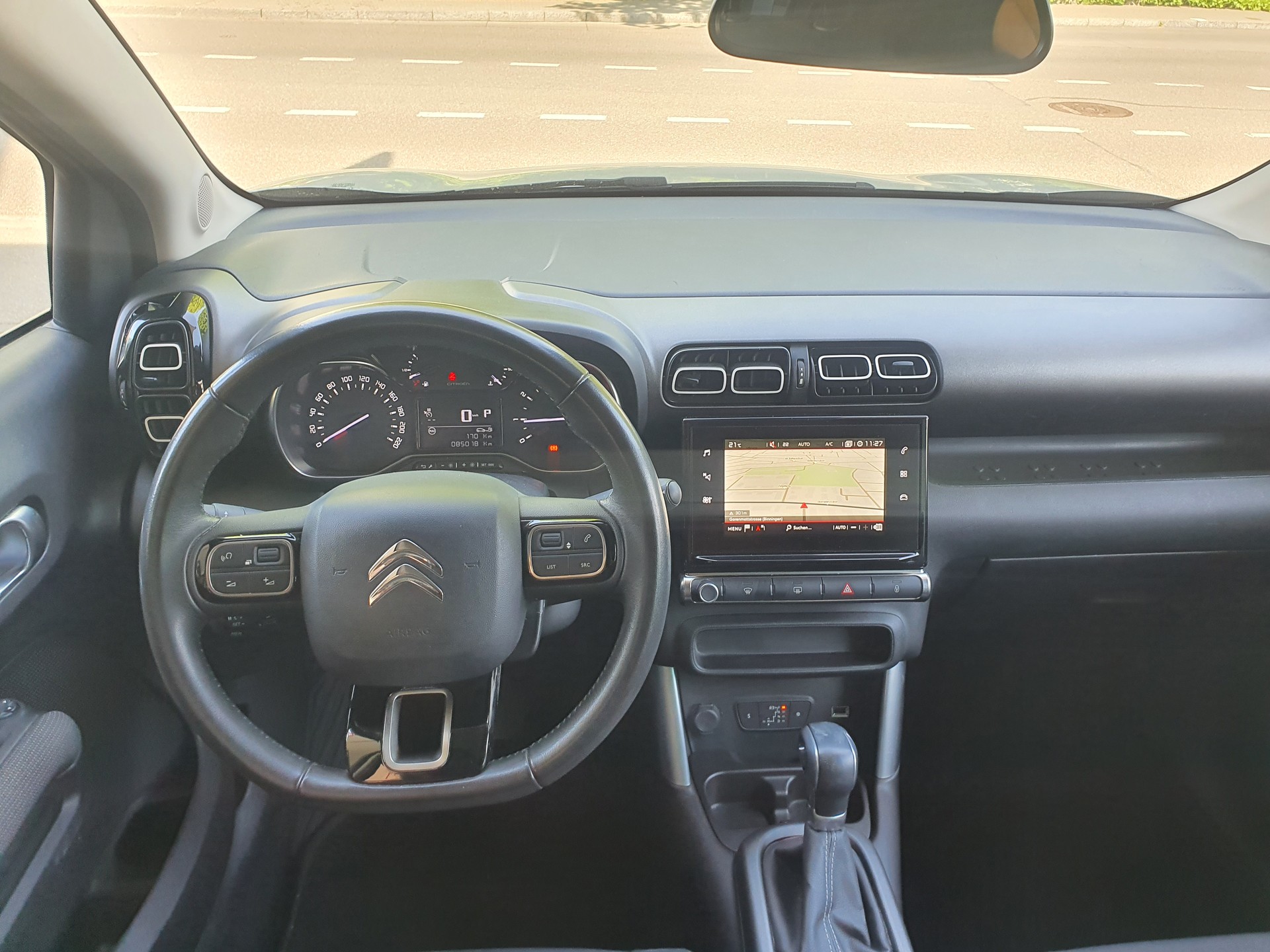 CITROEN C3 Aircross 1.2i PureTech Shine EAT-image-8